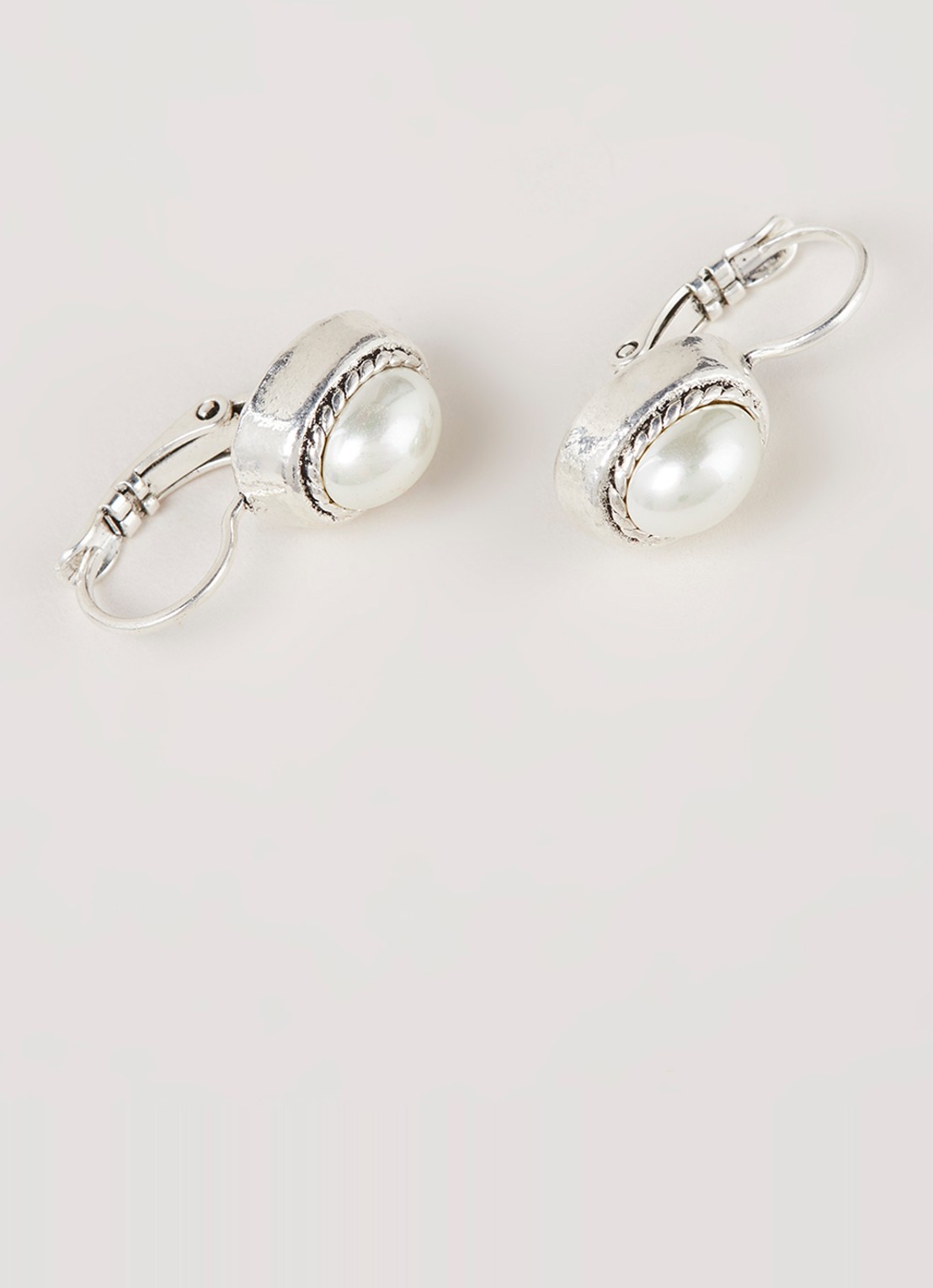 Camps & Camps Oorhangers verzilverd met steen  - detail 2 zilver