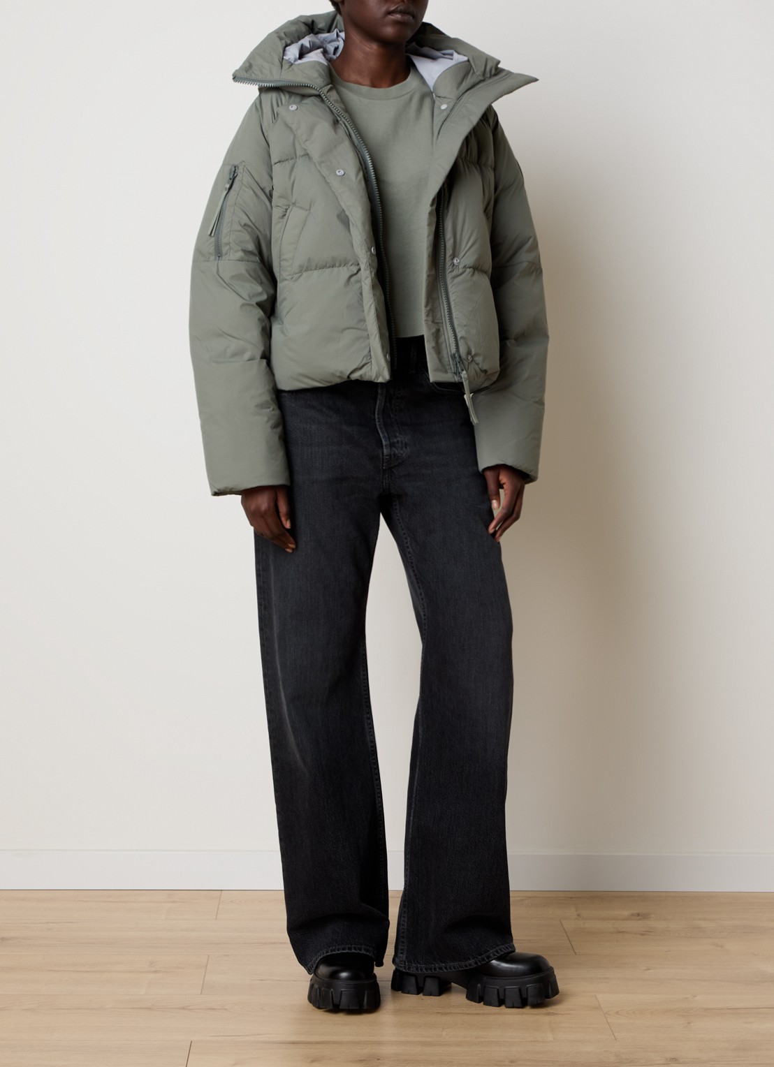 Canada Goose Chilliwack puffer jack met donsvulling en capuchon - voorkant 2 olijfgroen