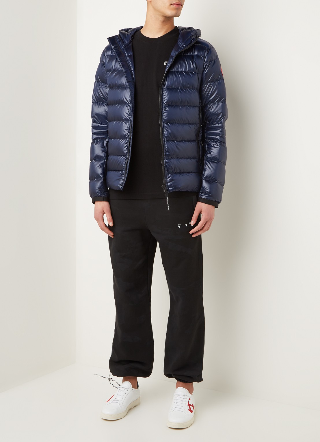 Canada Goose Crofton puffer jack met capuchon en donsvulling - voorkant 5 donkerblauw