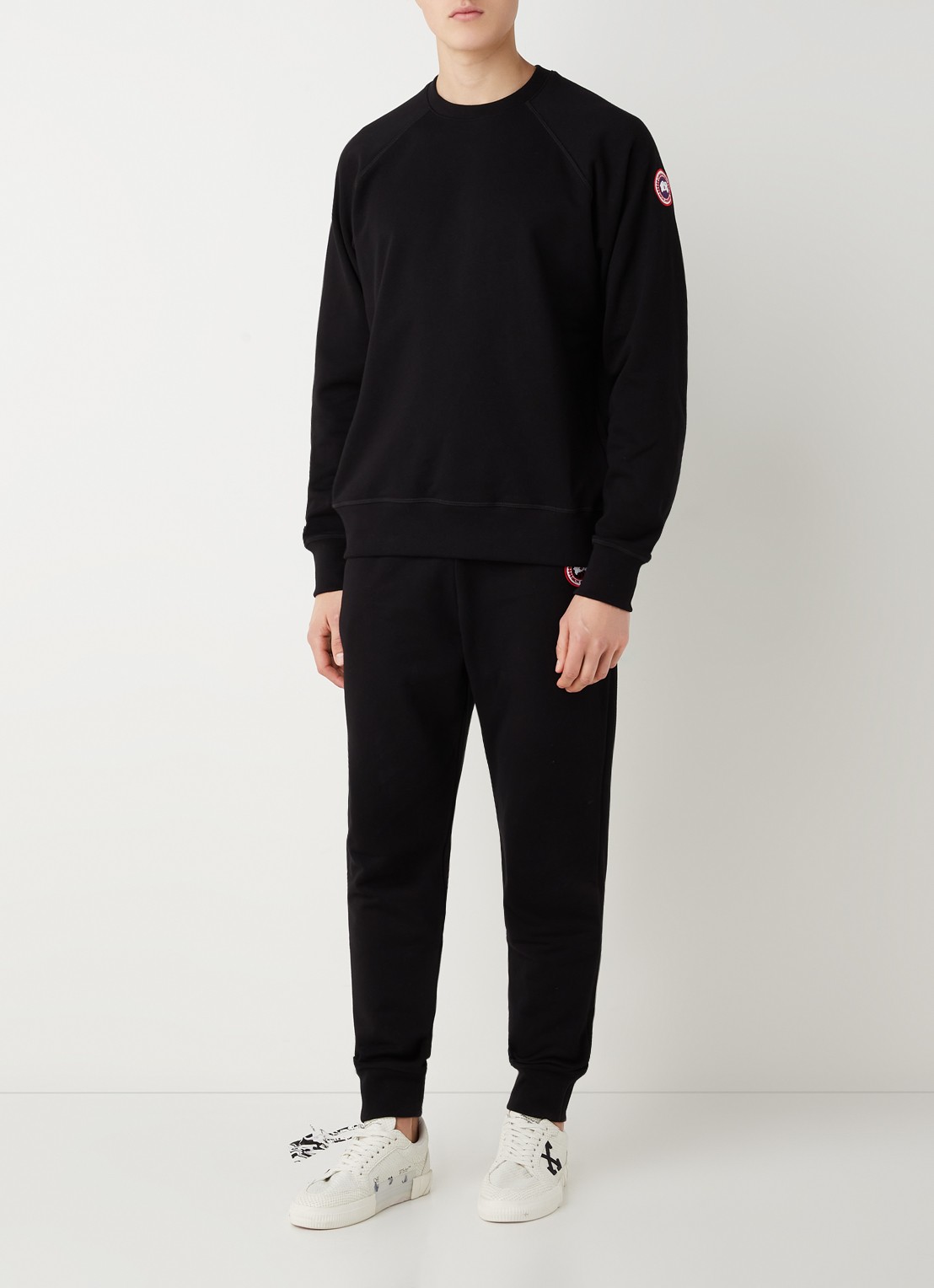 Canada Goose Huron sweater met logo - voorkant 3 zwart
