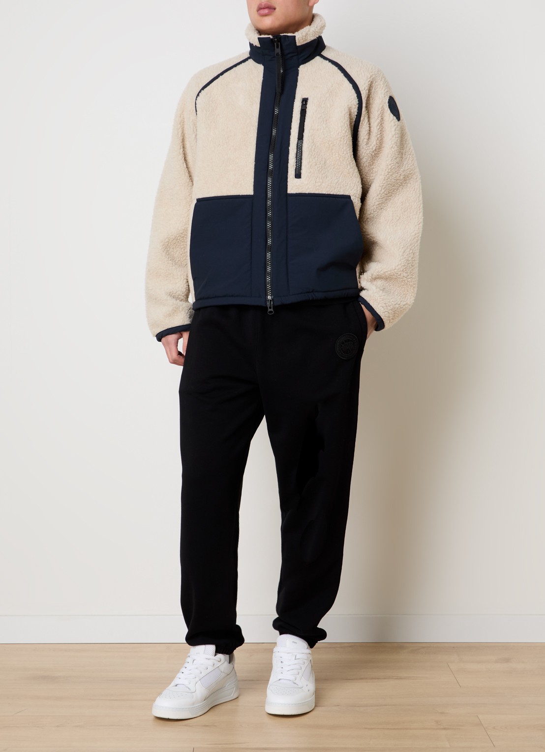 Canada Goose Jack van teddy in wolblend met steekzakken - voorkant 2 creme