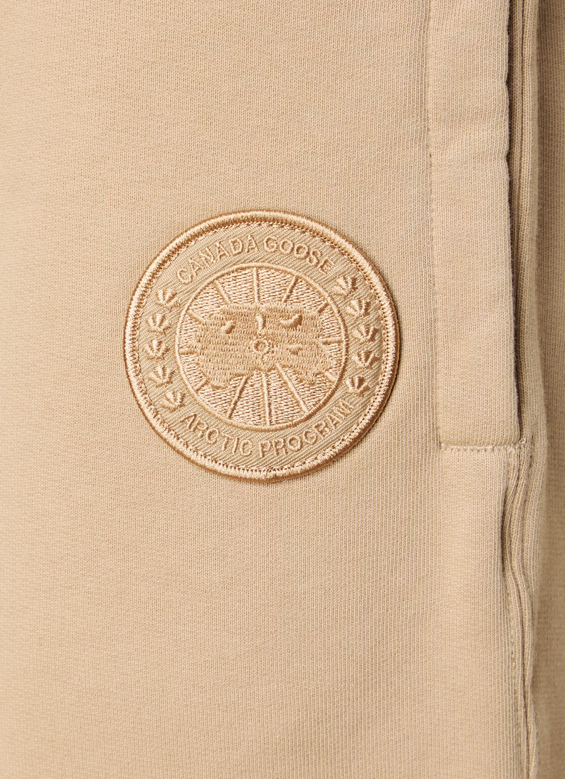 Canada Goose Rove tapered fit joggingbroek met logo - detail 5 beige
