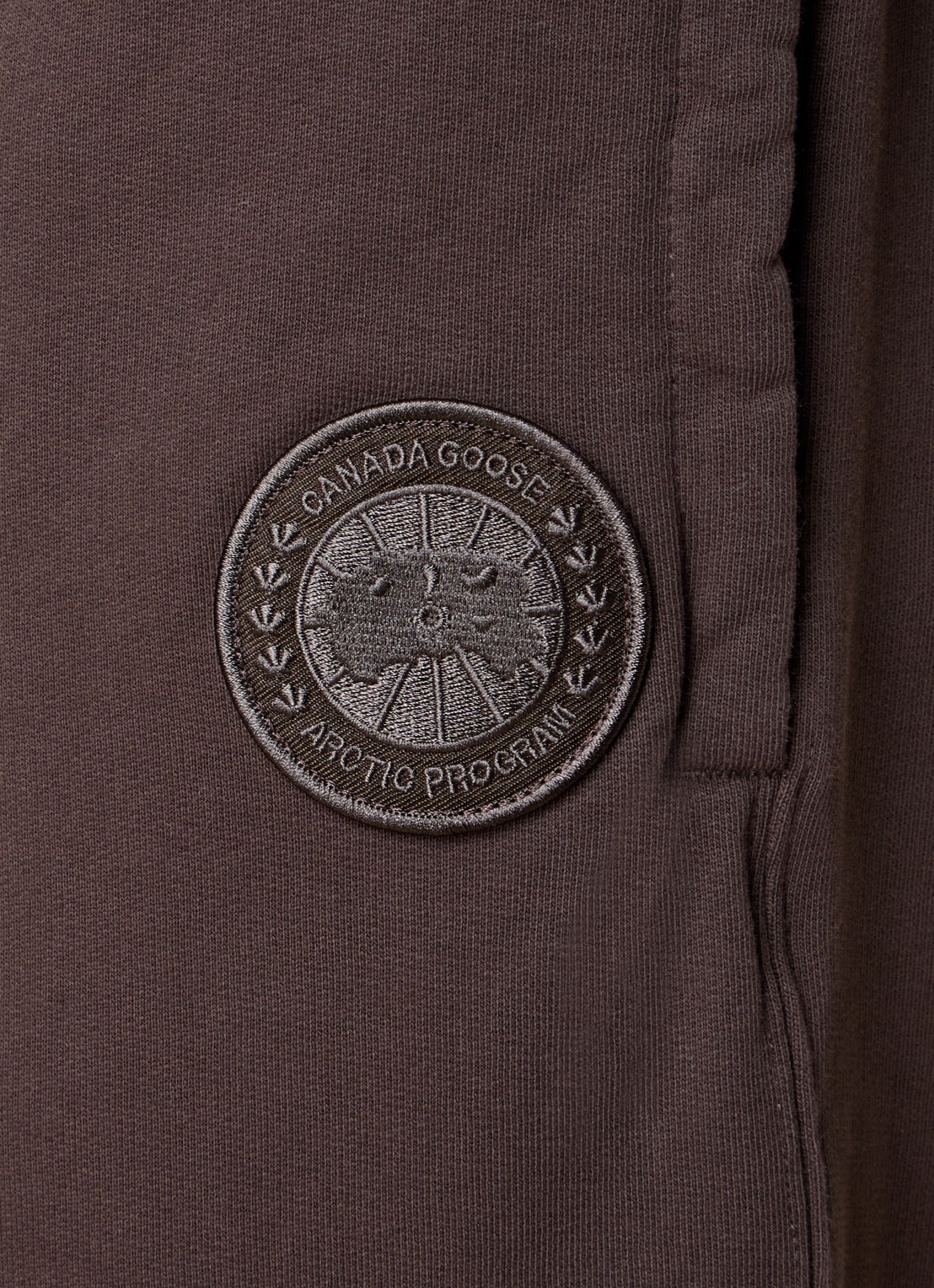 Canada Goose Rove tapered fit joggingbroek met logo - detail 5 bruin