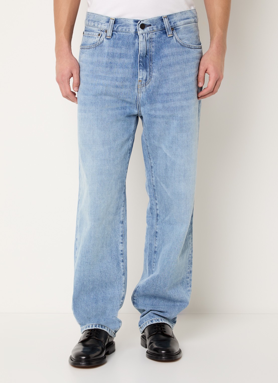 Carhartt WIP Aaron straight leg jeans met lichte wassing - detail 4 lichtblauw