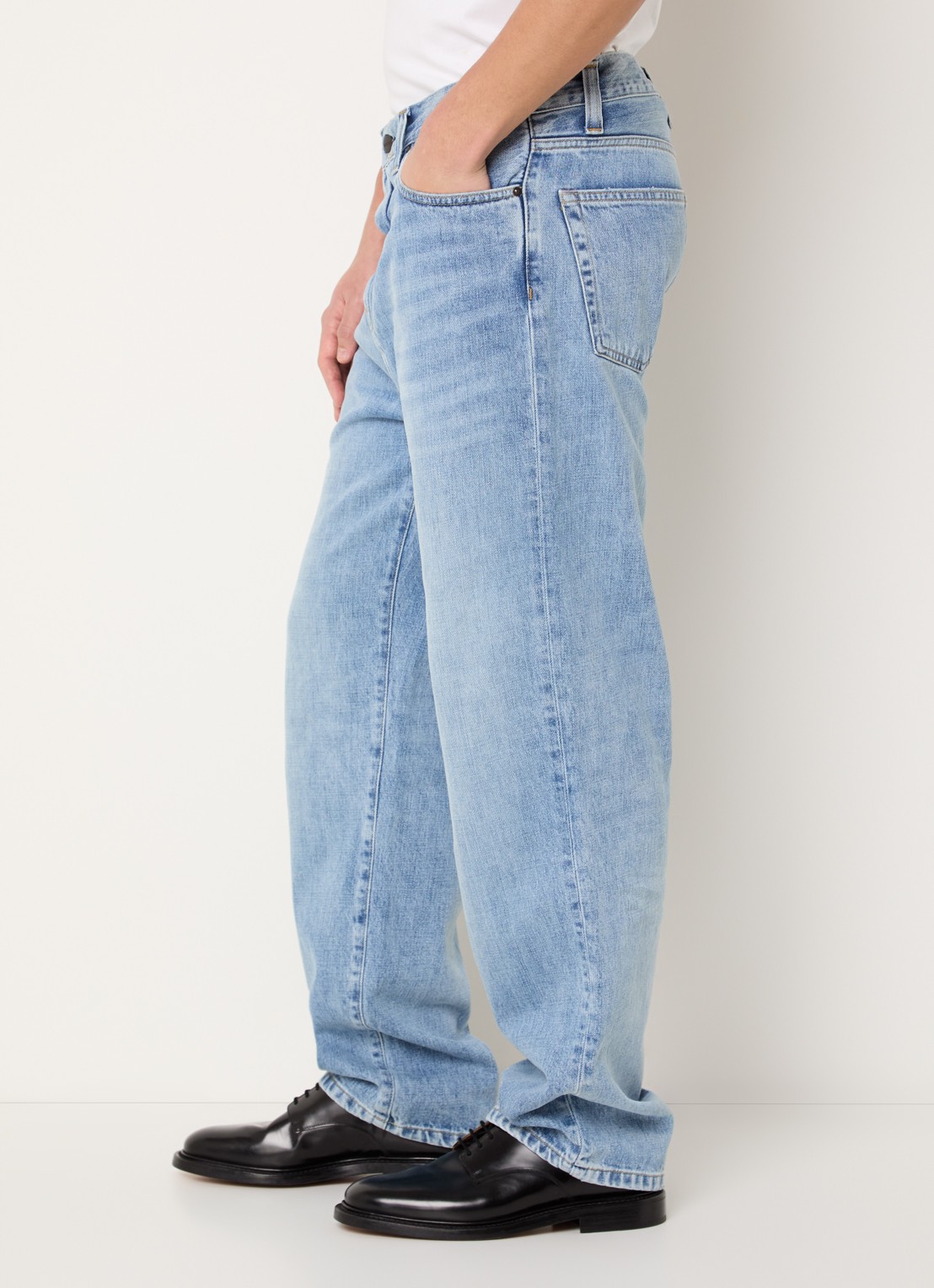 Carhartt WIP Aaron straight leg jeans met lichte wassing - detail 5 lichtblauw