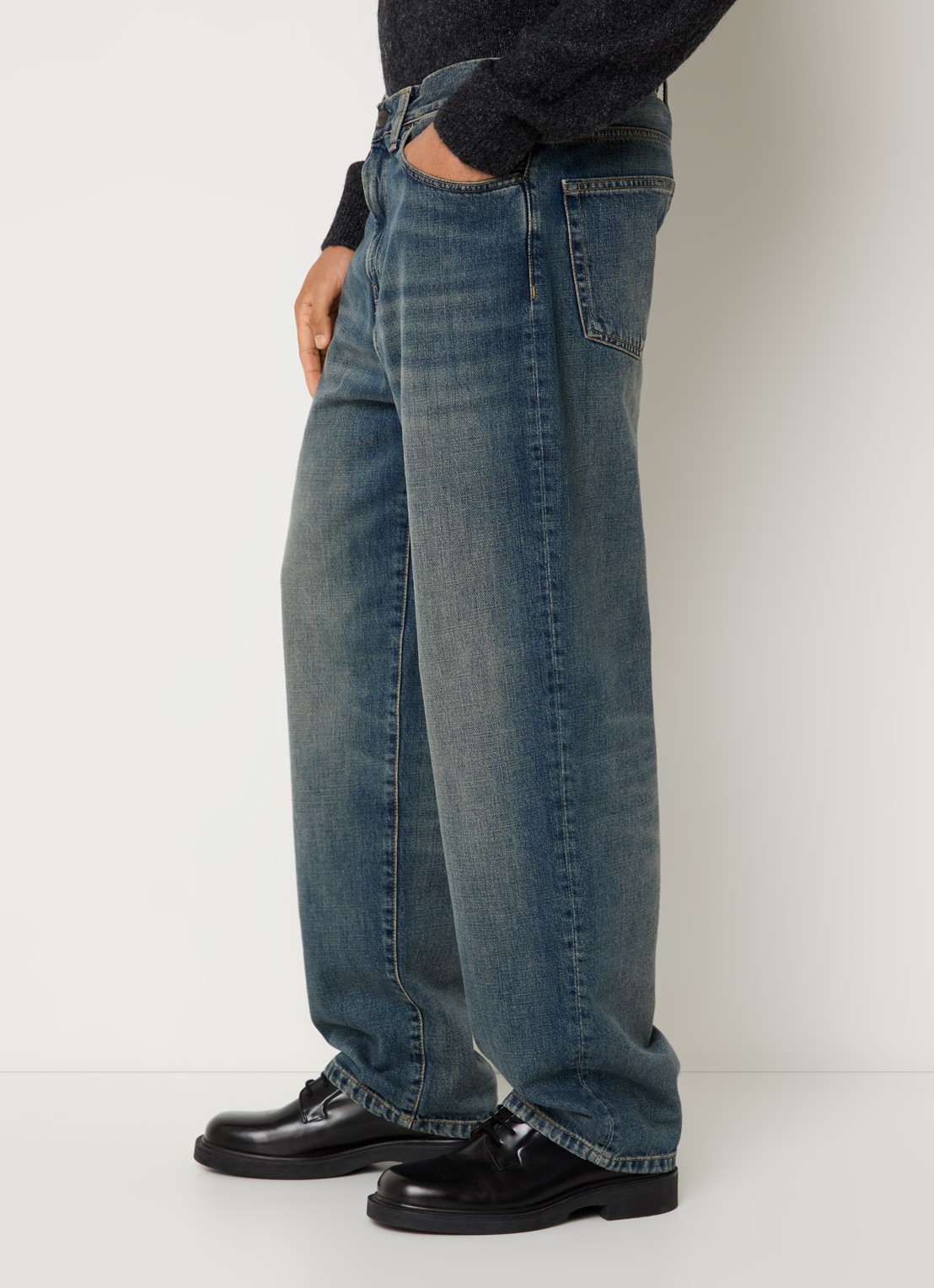 Carhartt WIP Aaron wide leg jeans met donkere wassing - detail 5 indigo