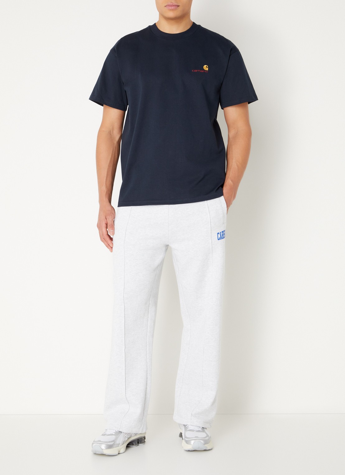 Carhartt WIP American Script T-shirt van  katoen met logoborduring - voorkant 3 donkerblauw