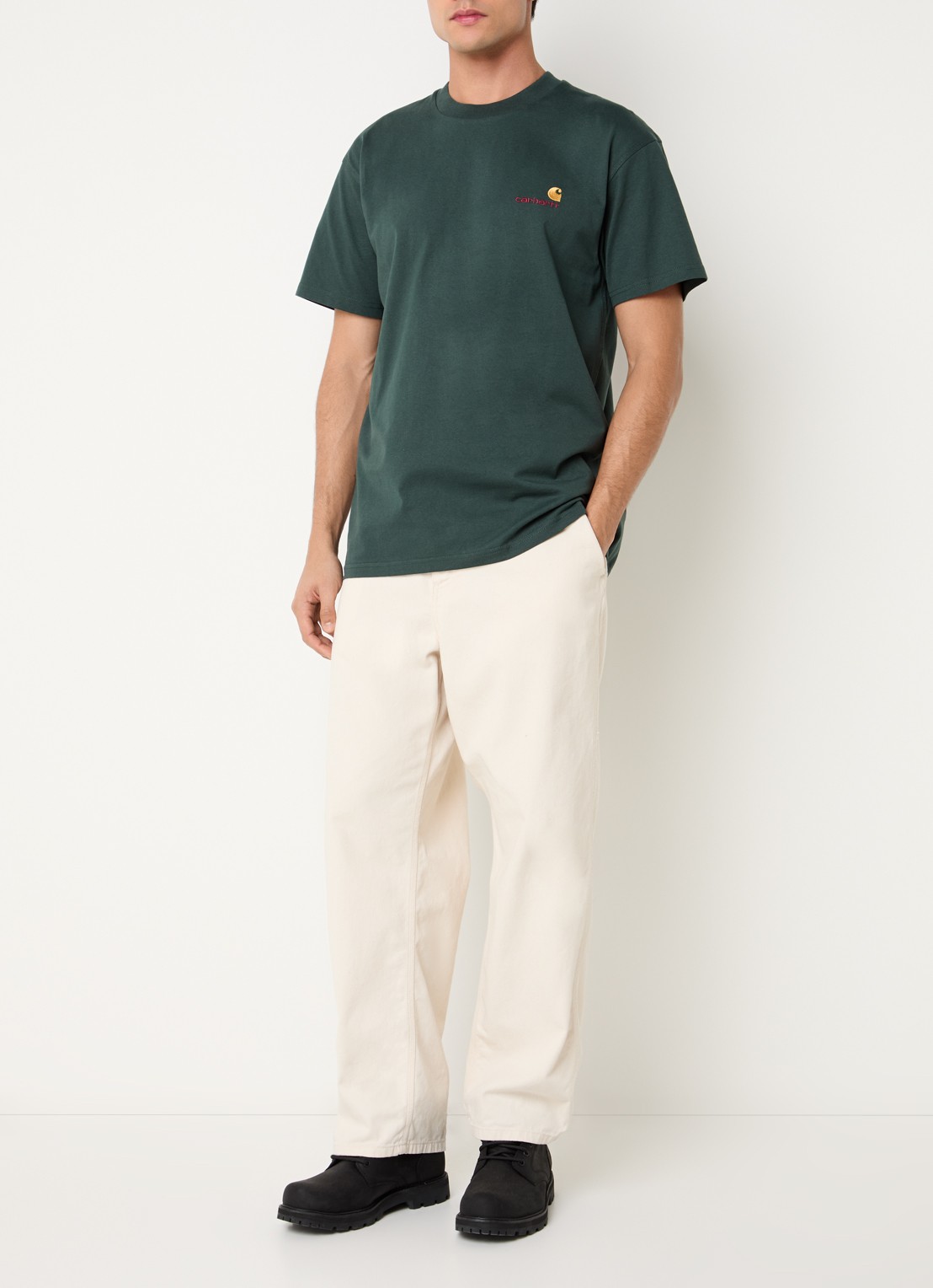 Carhartt WIP American T-Shirt met logo - voorkant 2 groen
