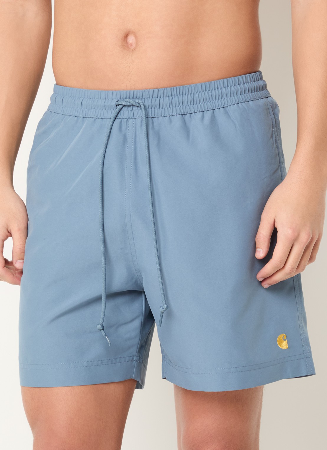 Carhartt WIP Chase zwemshorts met steekzakken en logo - detail blauwgrijs