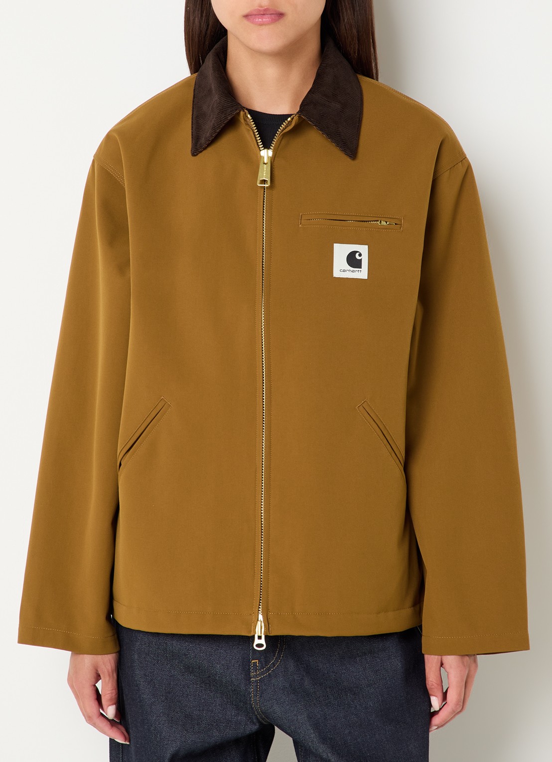 Carhartt WIP Clark barn jack met borst- en paspelzakken - detail 3 cognac