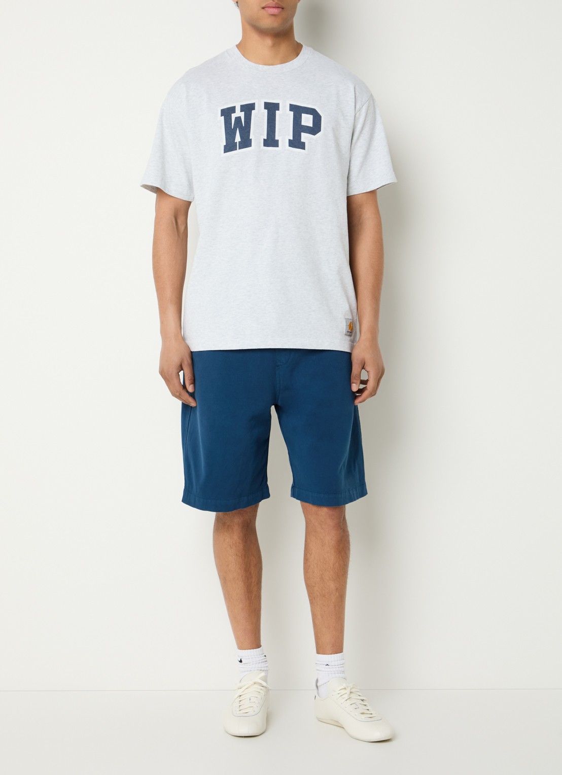 Carhartt WIP Floyde straight fit korte broek met steekzakken - voorkant 4 indigo