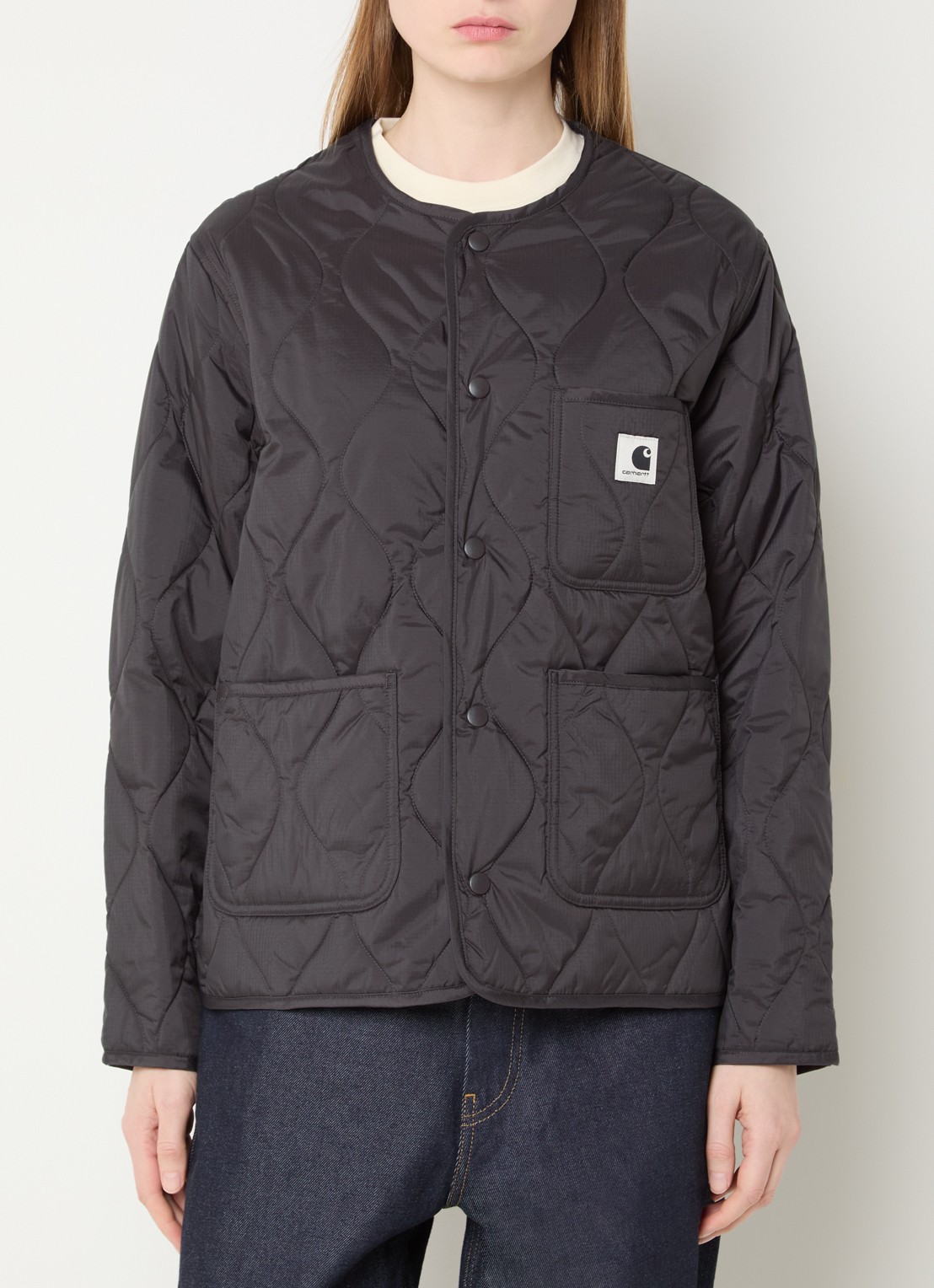 Carhartt WIP Gewatteerd jack met opgestikte zakken en logo - detail 2 donkerbruin