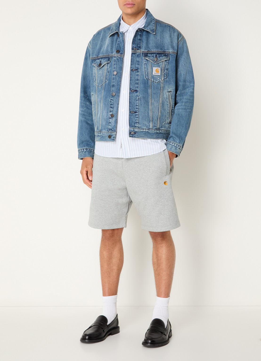Carhartt WIP Helston spijkerjas met destroyed afwerking - voorkant 2 indigo