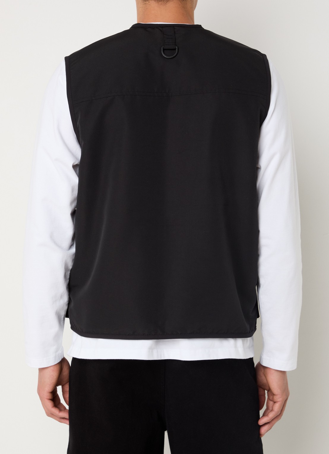 Carhartt WIP Irwin bodywarmer met opgestikte zakken en logo - achterkant 2 zwart