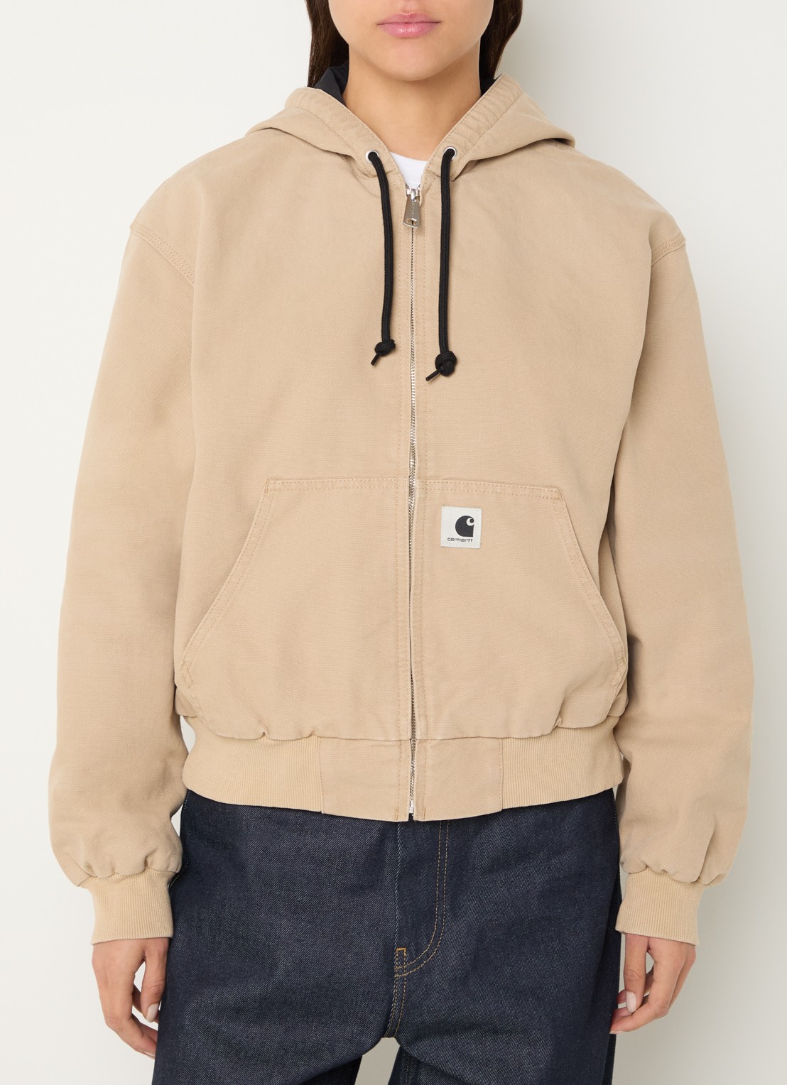 Carhartt WIP Jack met capuchon en logo - detail beige