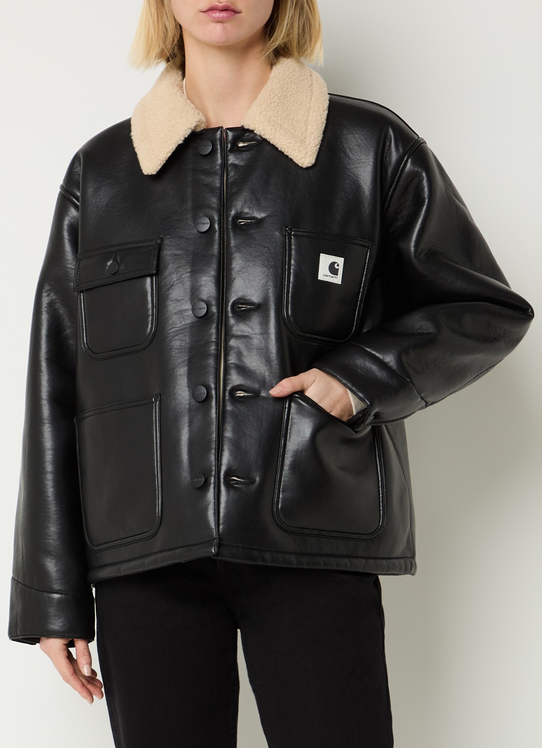 Carhartt WIP Jack van imitatieleer met opgestikte zakken - detail 3 zwart