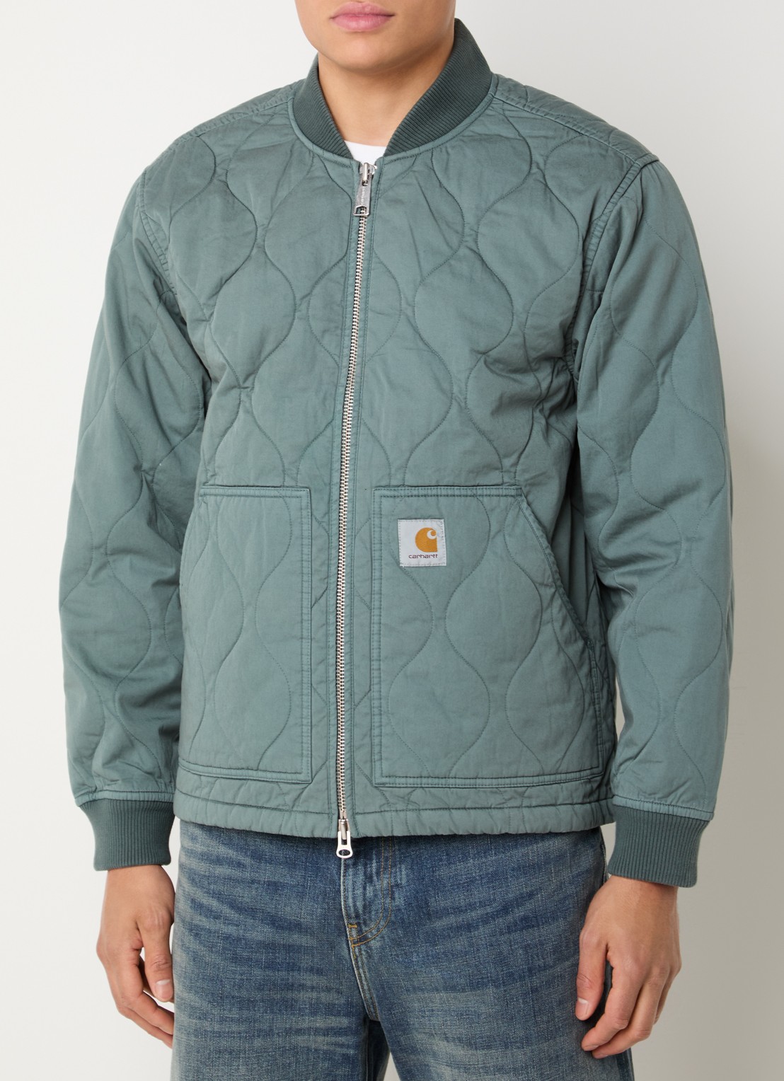 Carhartt WIP Kylan jack met quilt patroon en steekzakken - detail 2 groen