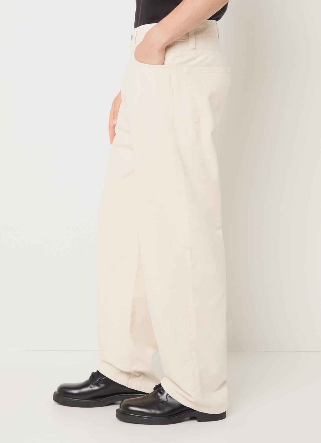Carhartt WIP Landon tapered jeans met gekleurde wassing - detail 2 creme
