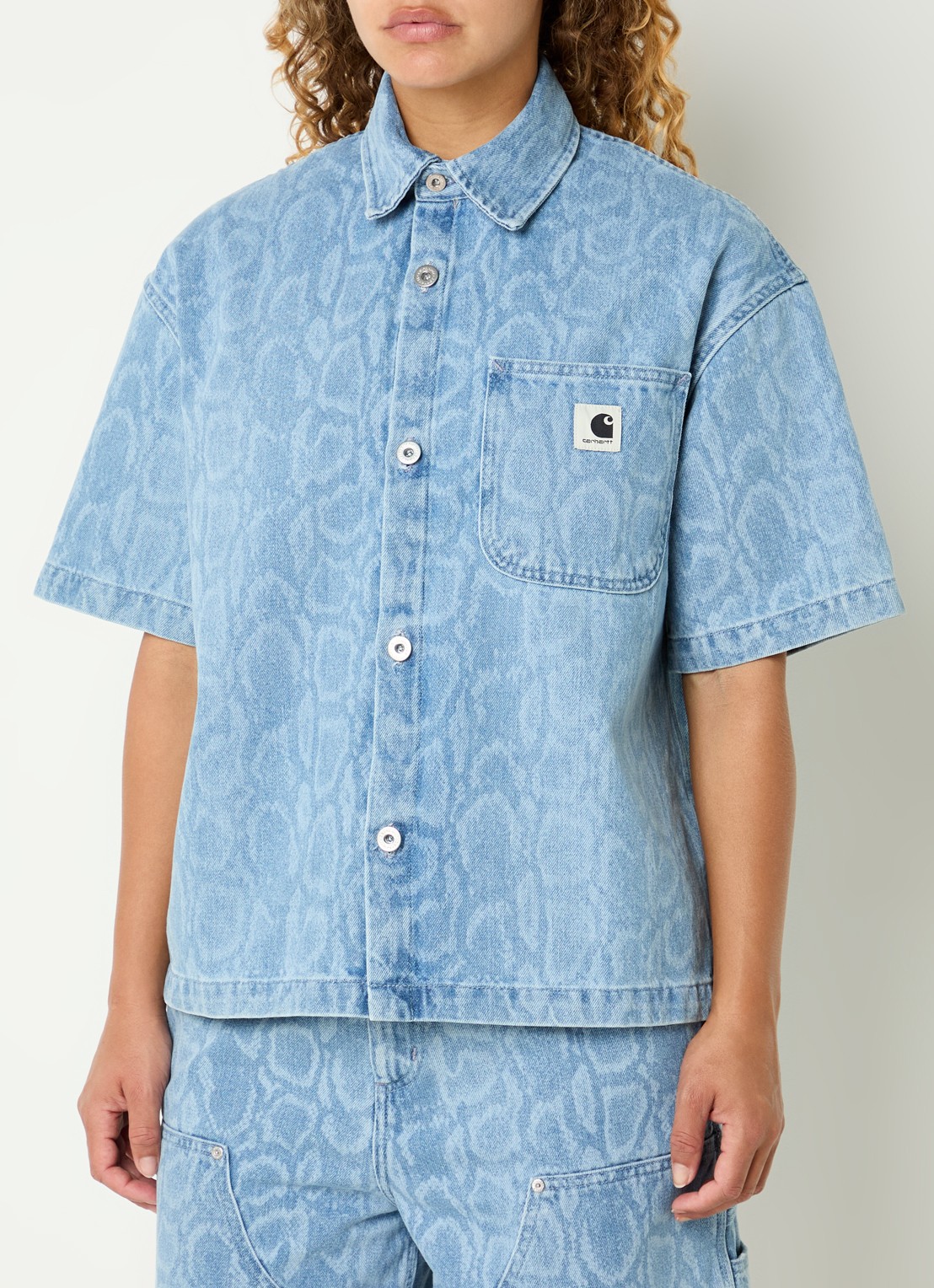 Carhartt WIP Lovilia blouse van denim met print - detail blauwgrijs