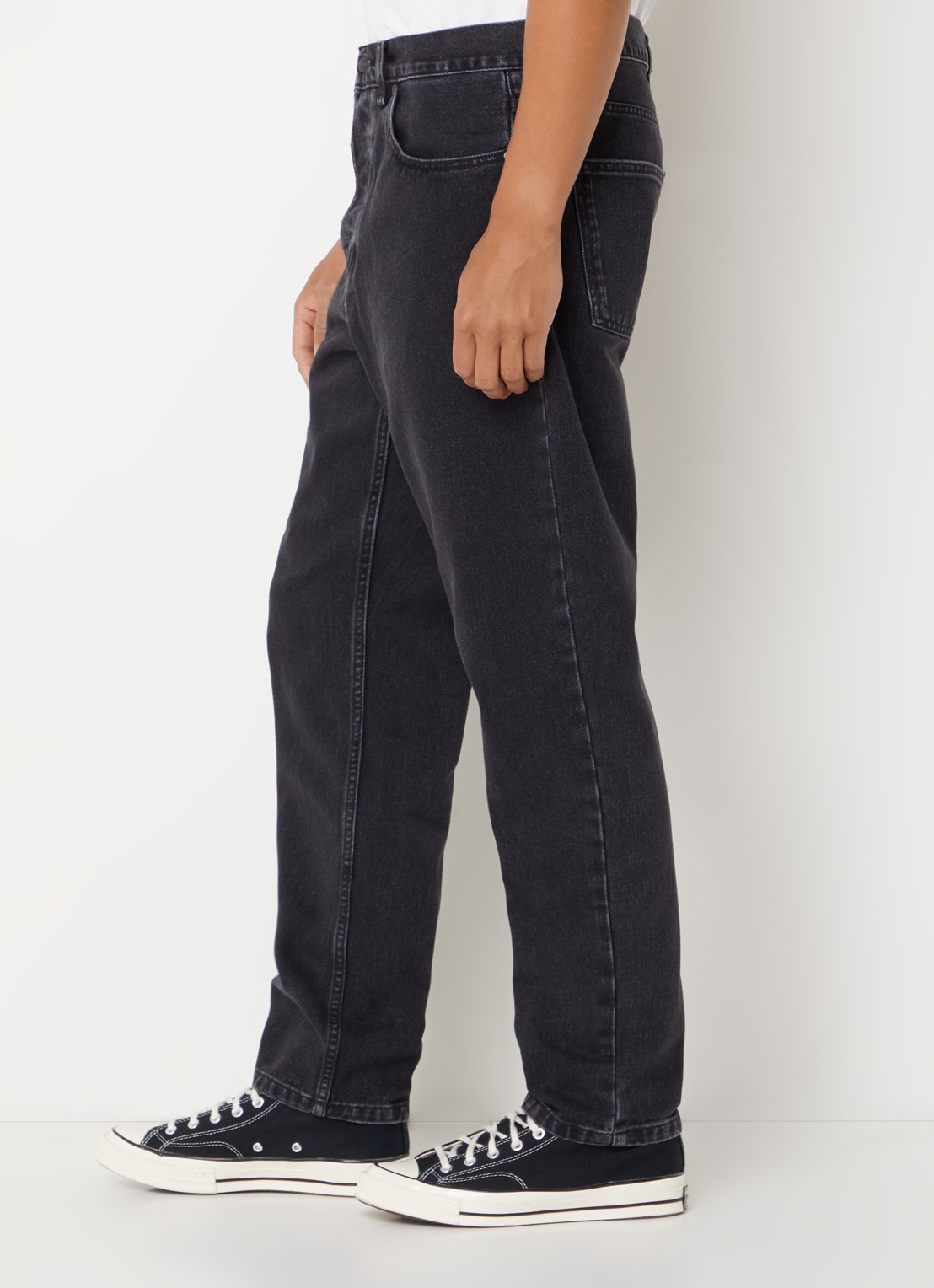 Carhartt WIP Newel tapered jeans met steekzakken  - detail 5 zwart