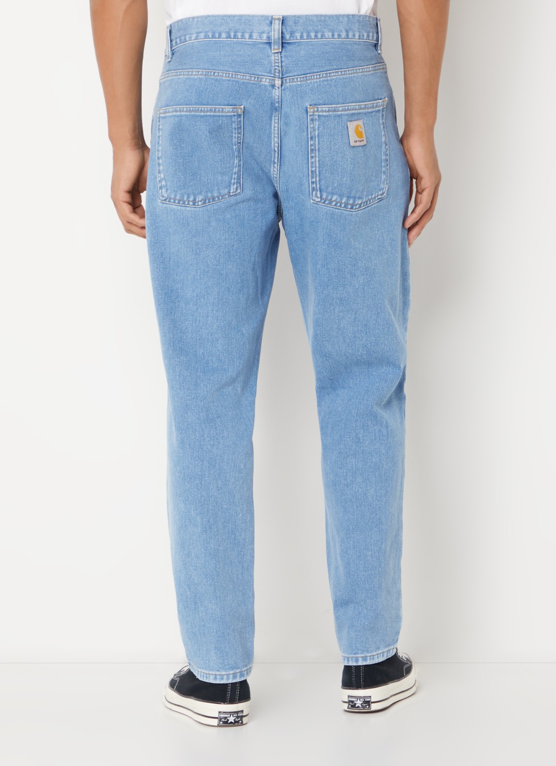Carhartt WIP Newel tapered jeans met steekzakken  - achterkant indigo