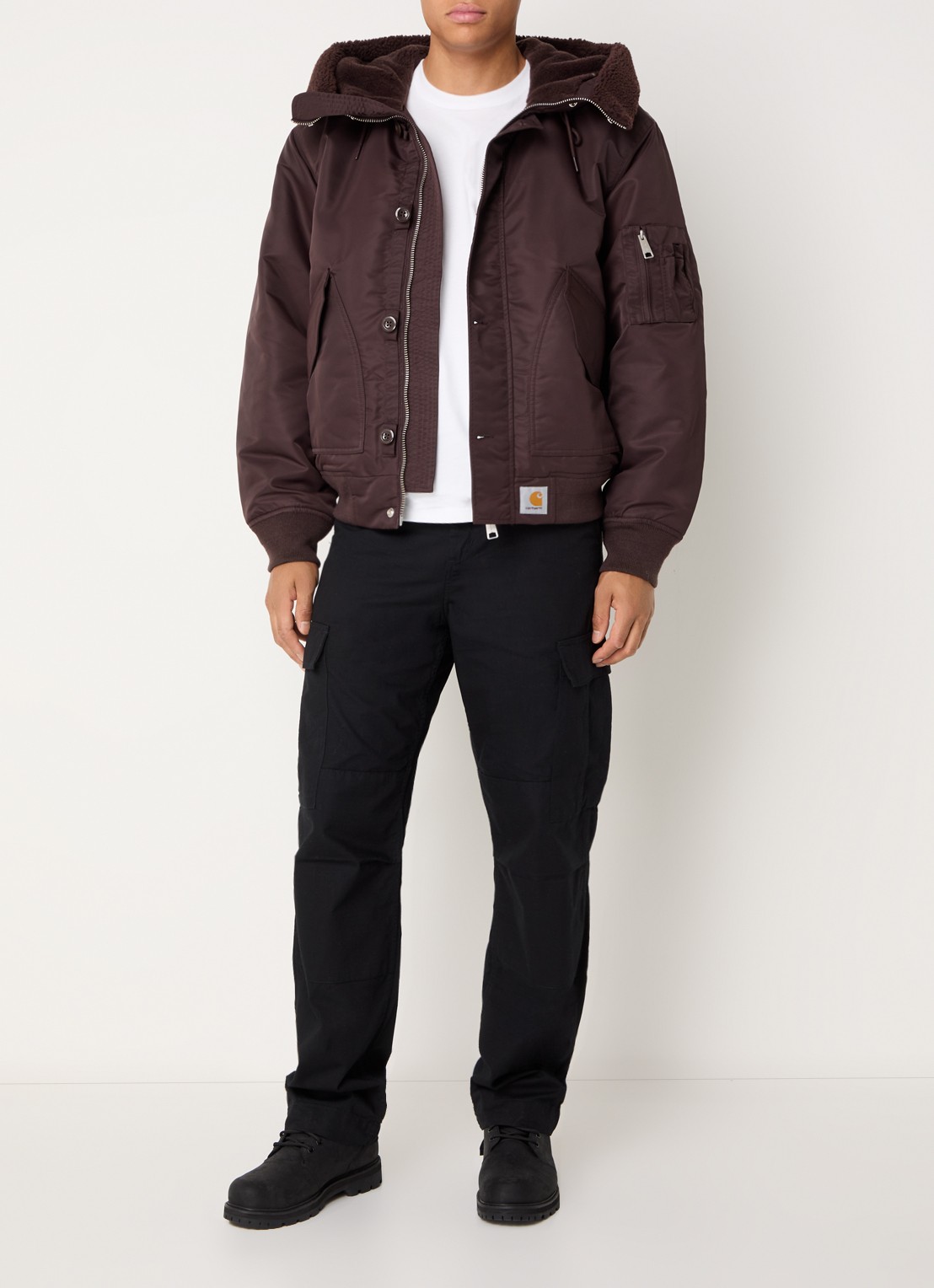Carhartt WIP Oltera gewatteerde bomberjack met kraag van teddy - voorkant 3 bruin