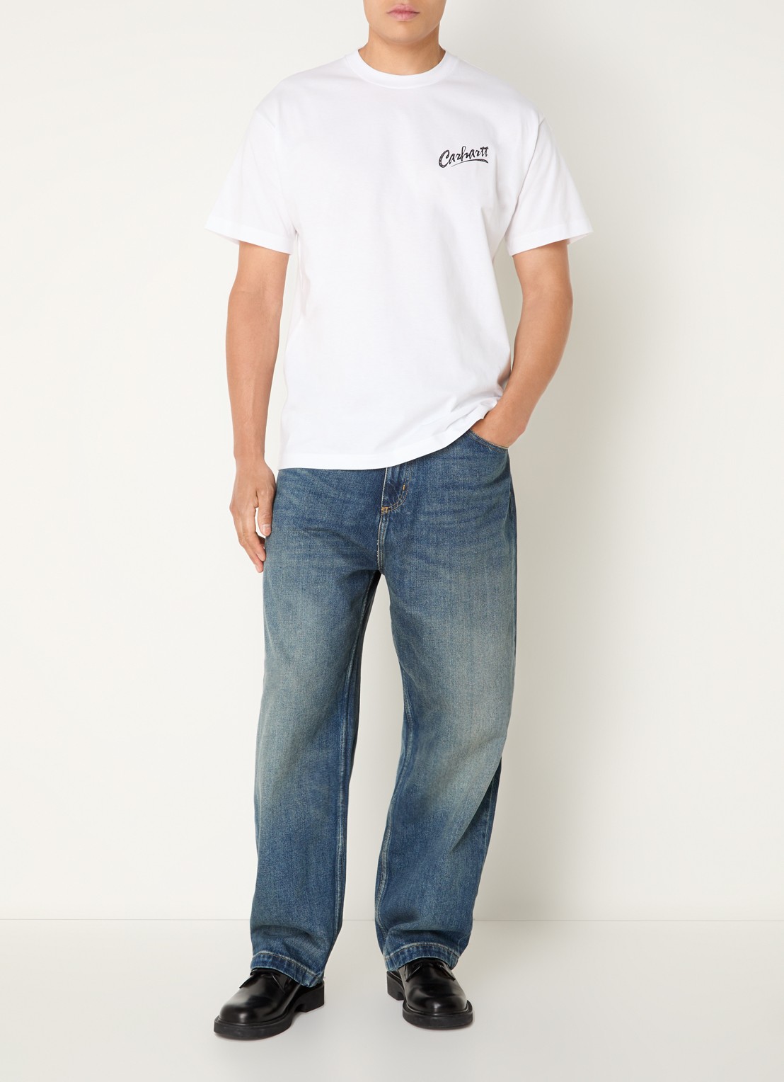 Carhartt WIP Pup T-shirt met logo- en backprint - voorkant 4 wit