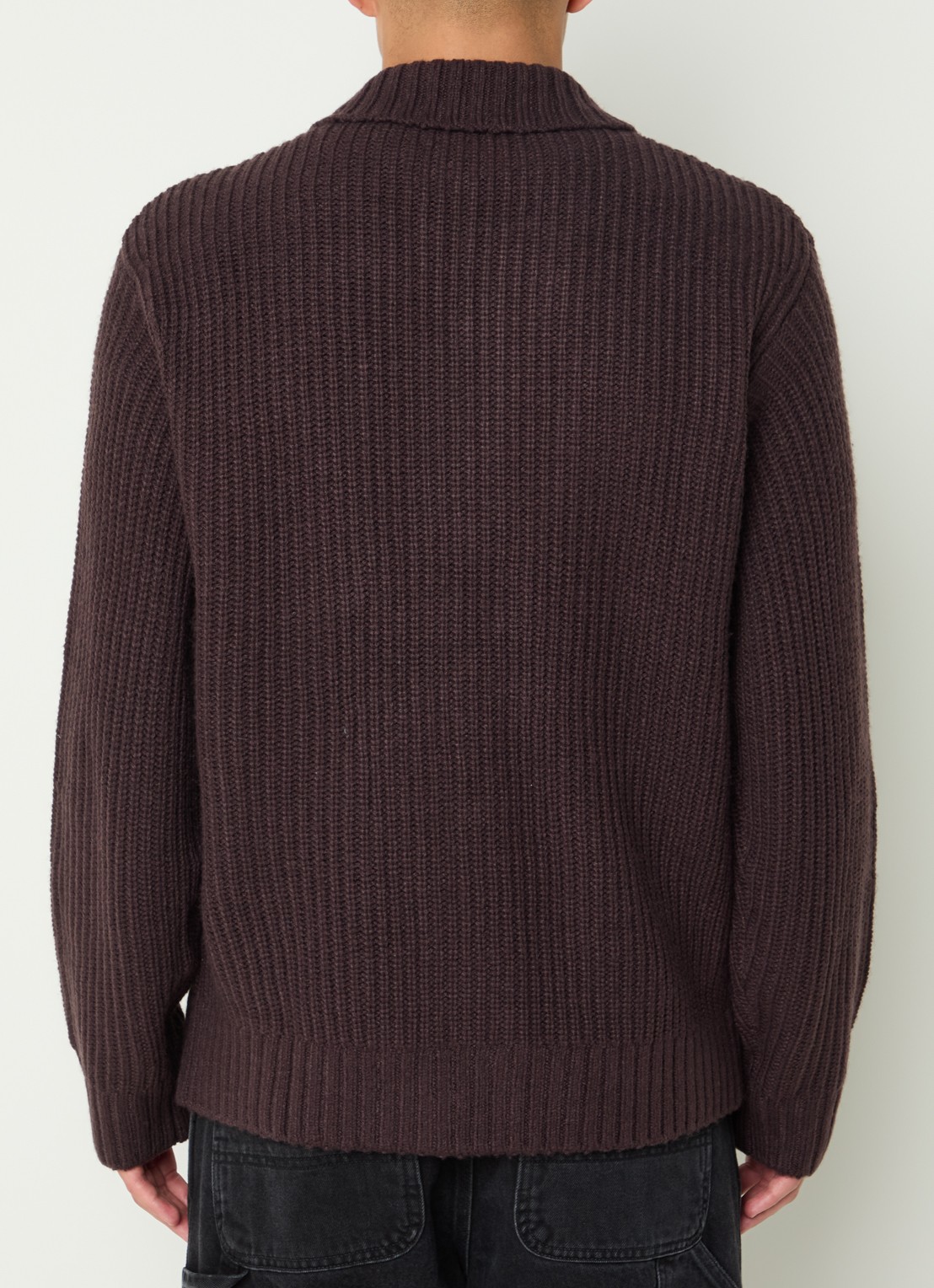 Carhartt WIP Ribgebreid vest in wolblend met opgestikte zakken - achterkant 2 bordeauxrood