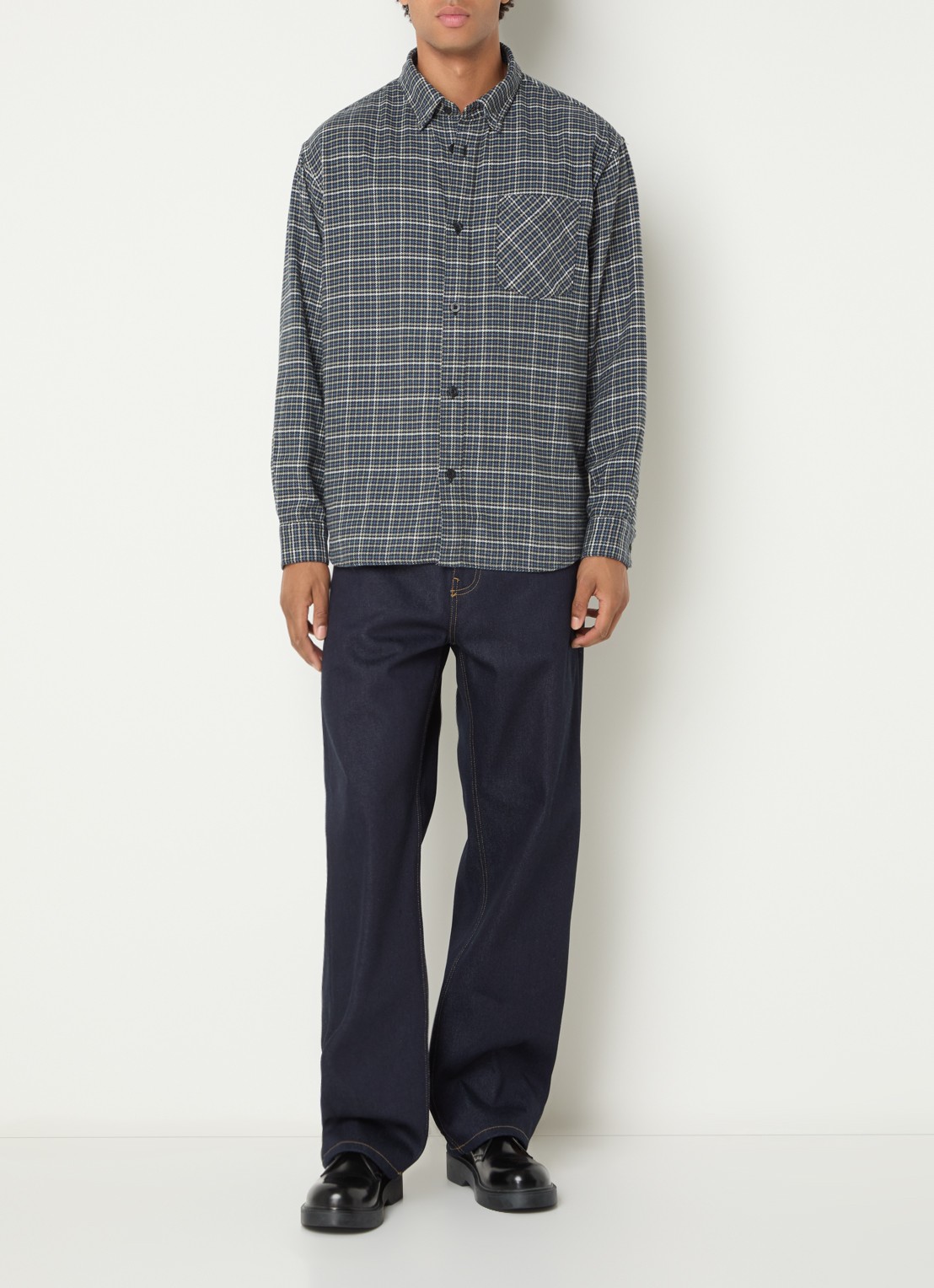 Carhartt WIP Todrick regular fit overhemd met ruitdessin - voorkant 3 indigo
