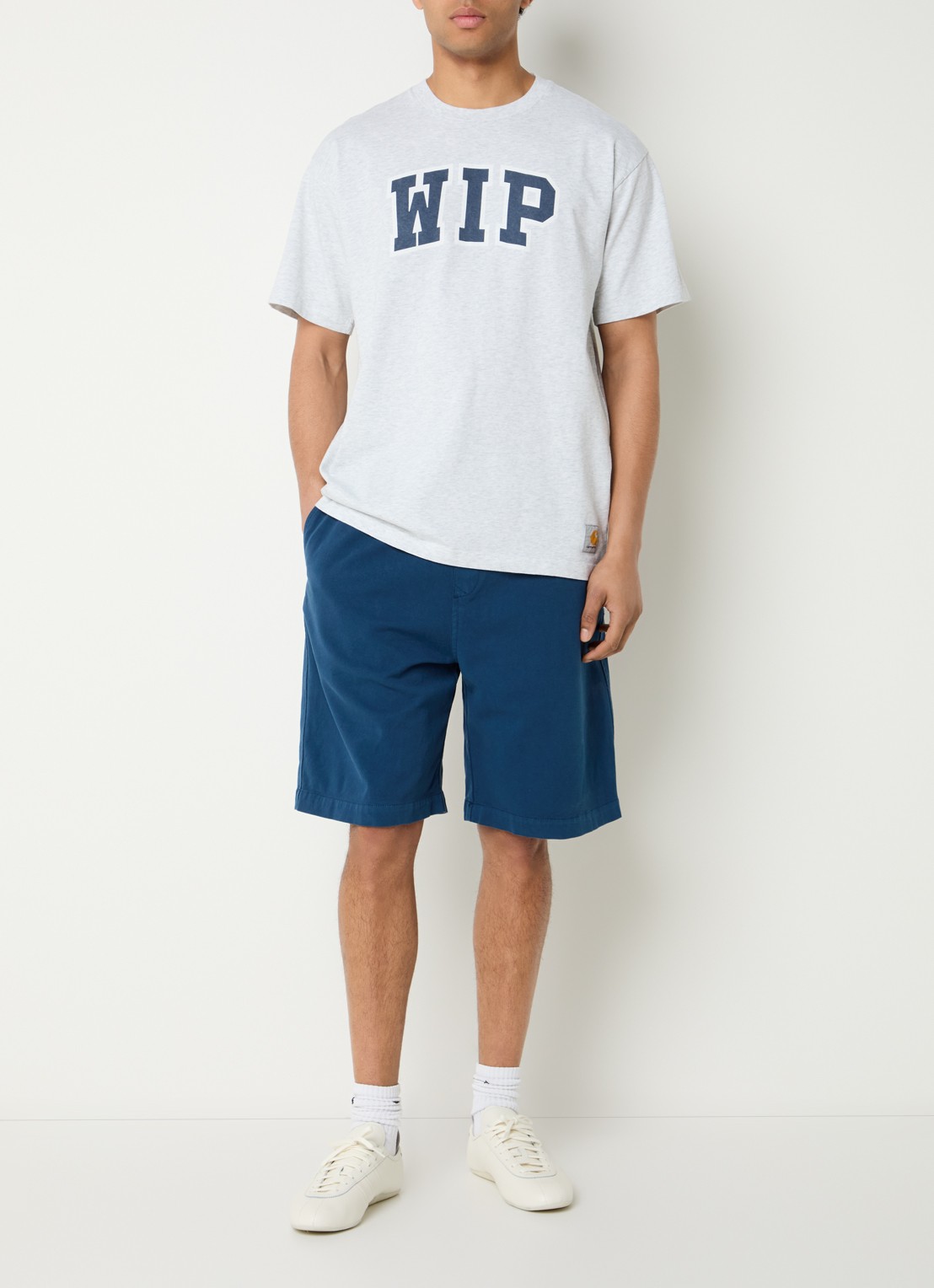 Carhartt WIP Wip III T-shirt met flock logoprint - voorkant 2 grijsmele