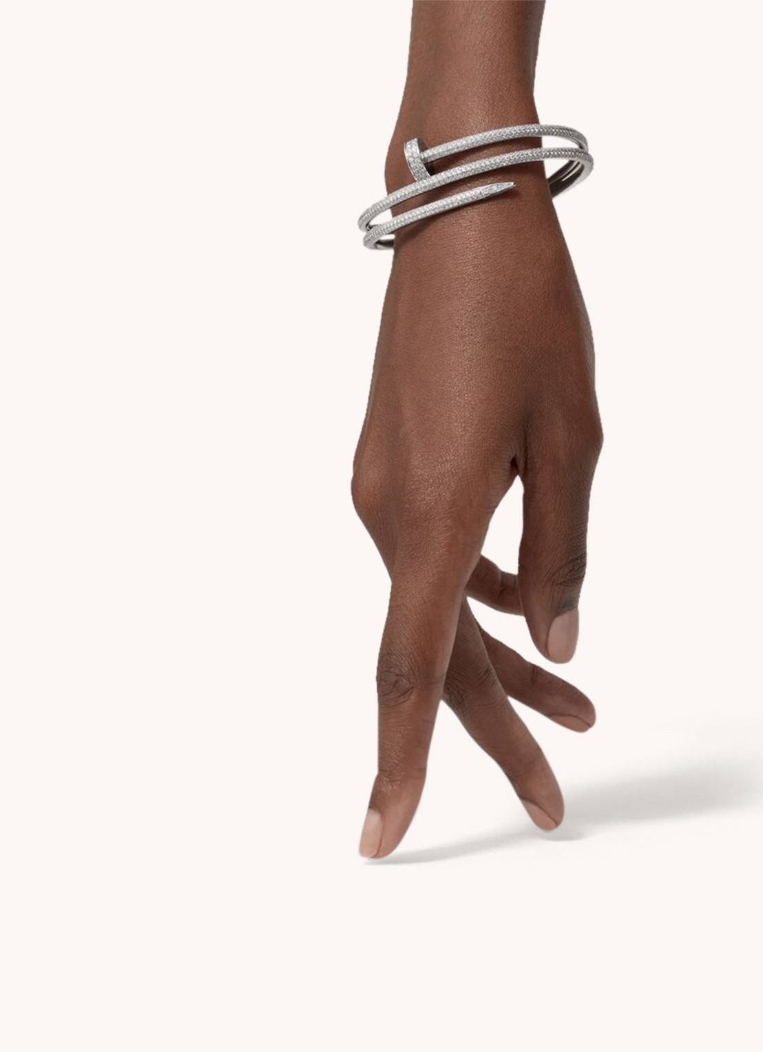 Cartier Juste un Clou bangle van 18 karaat witgoud met diamanten CRN6708700 - detail 2 witgoud