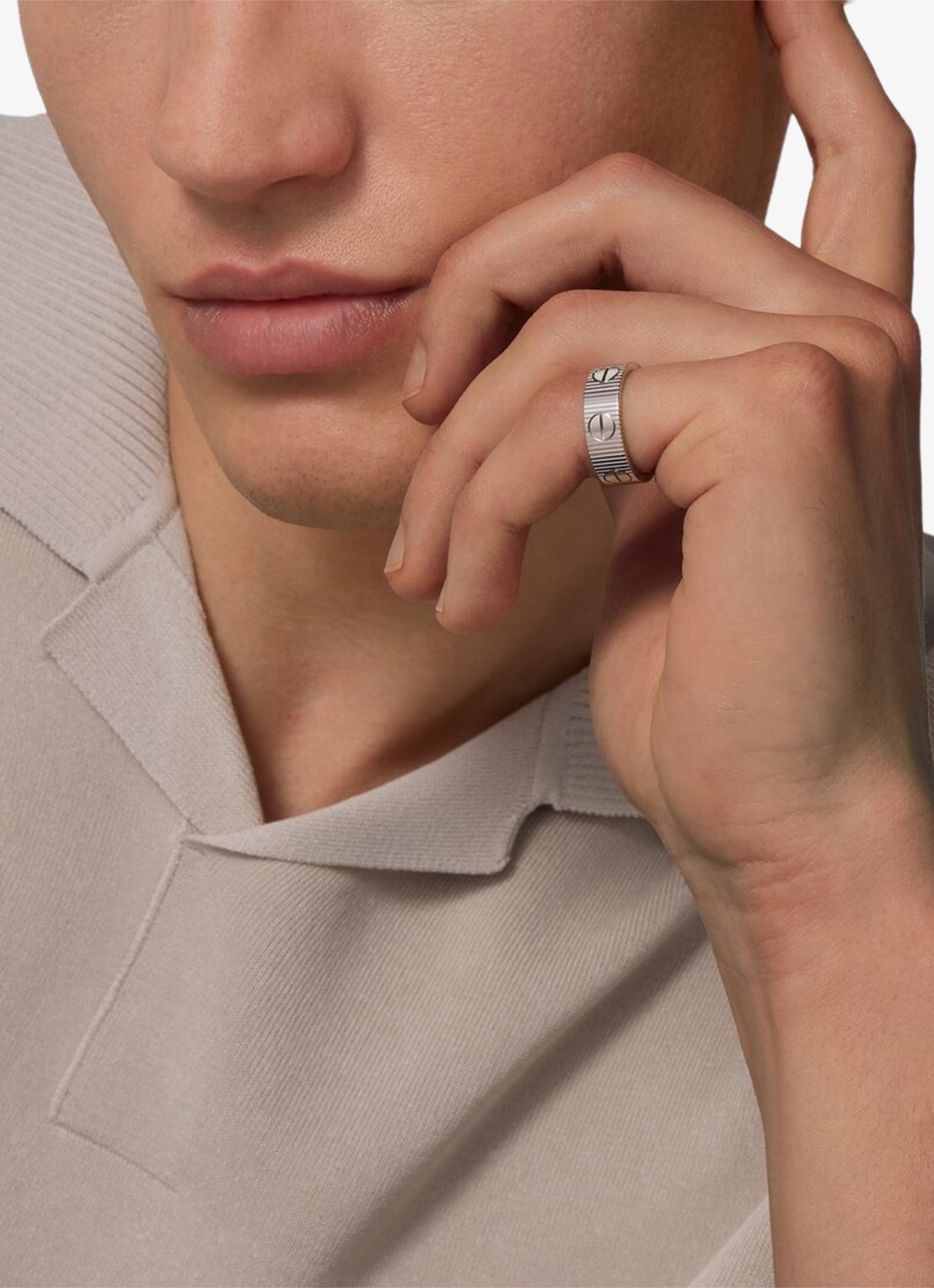 Cartier LOVE Unlimited ring van 18 karaat witgoud CRB42477 - detail 3 witgoud