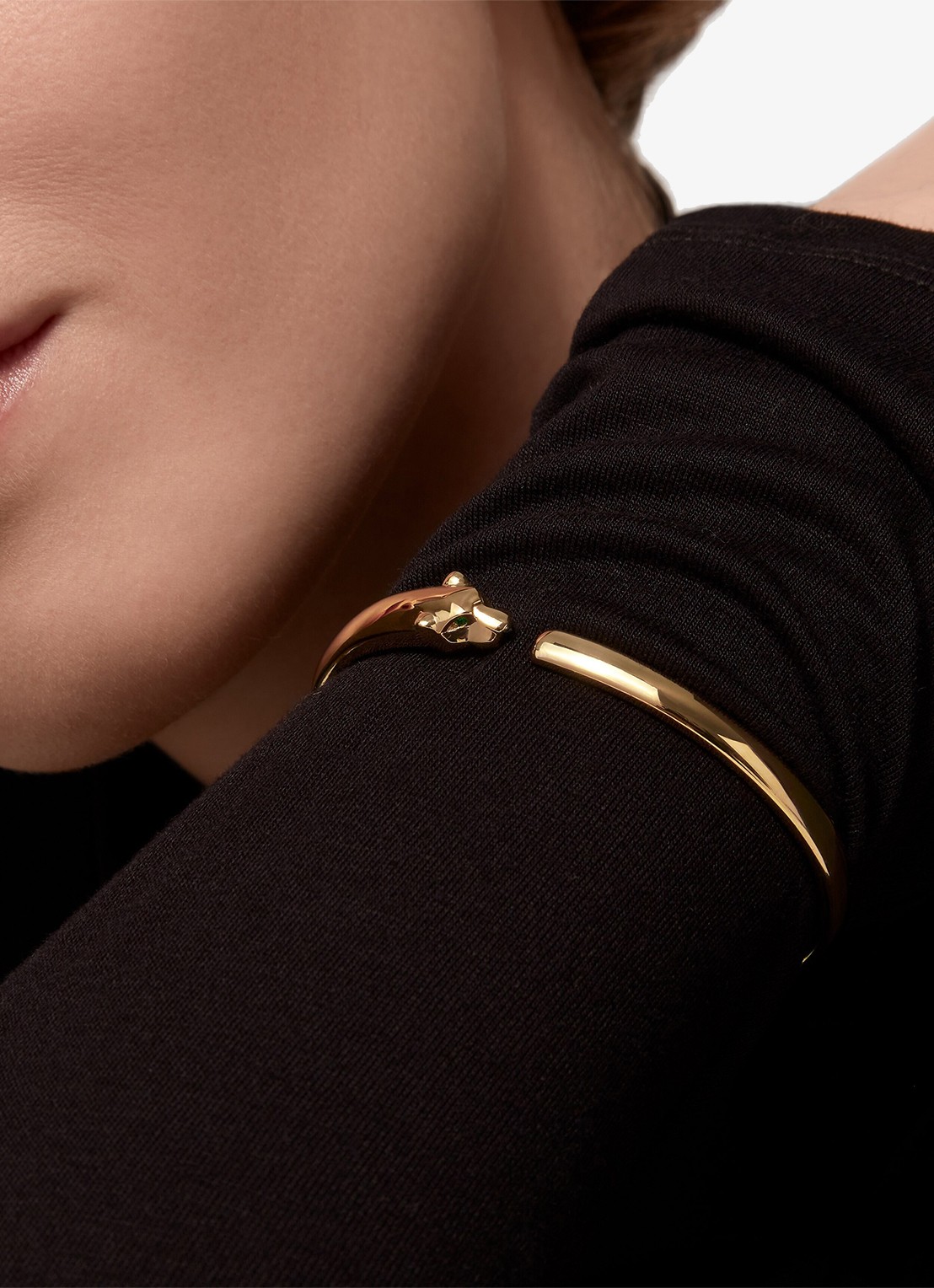 Cartier Panthère de Cartier bangle, klein model van 18 karaat geelgoud met onyx CRB6078317 - achterkant 8 witgoud