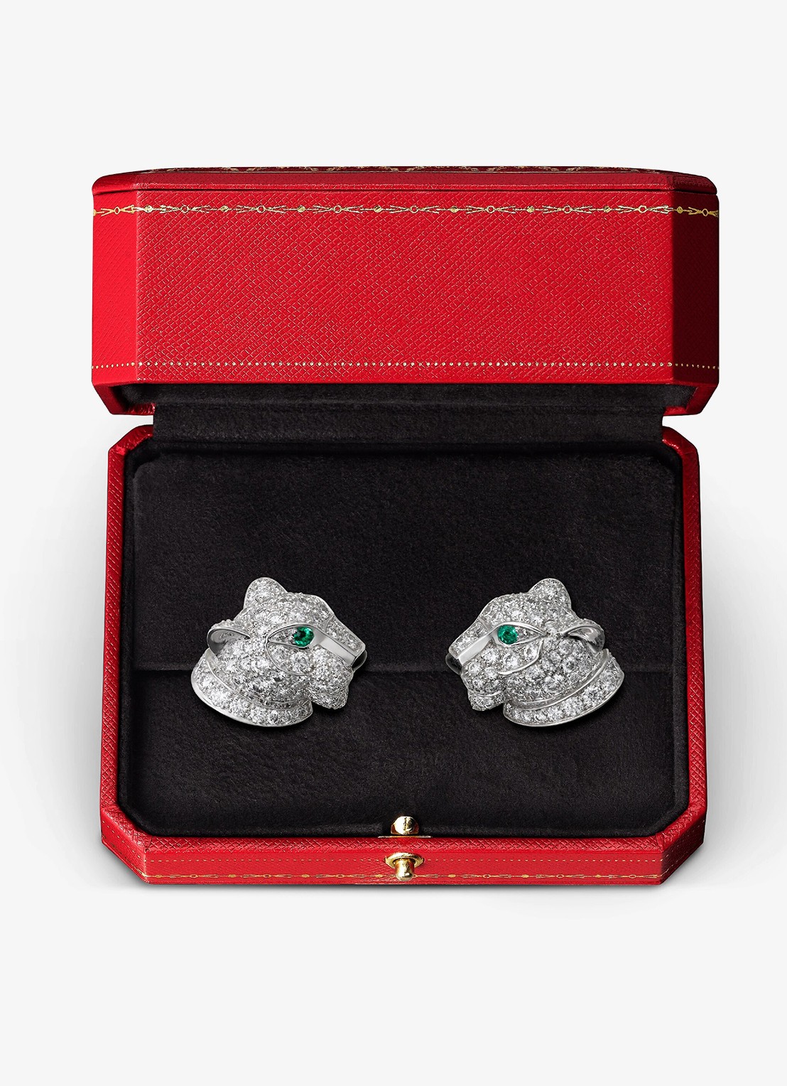 Cartier Panthère de Cartier oorstekers van 18 karaat witgoud met 1.54 ct diamant CRN8050700 - detail 4 witgoud