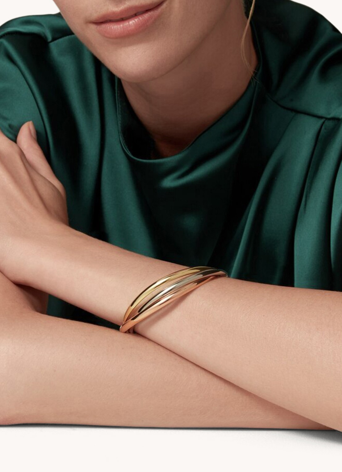Cartier Trinity armband classic van 18 karaat rosé-, geel-, en witgoud CRB6067800  - voorkant 7 multicolor