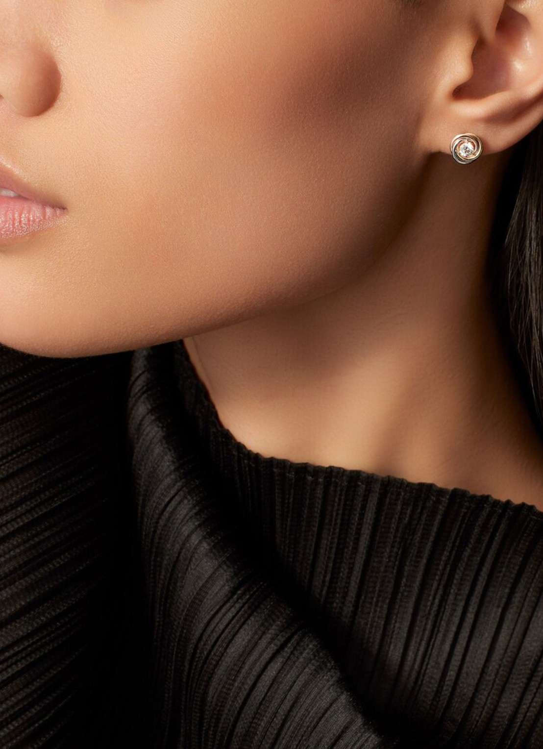 Cartier Trinity oorknopjes van 18 karaat rosé-, wit- en geelgoud met 1 diamant CRB8301459 - detail 3 multicolor