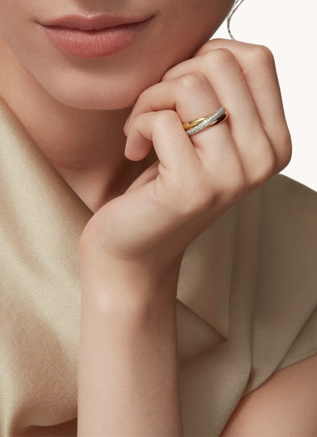 Cartier Trinity ring small van 18 karaat rosé-, wit-, en geelgoud met diamant CRB4235900  - voorkant 7 multicolor