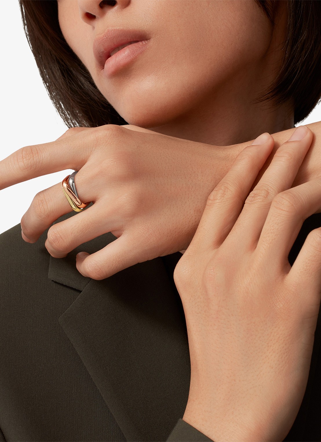 Cartier Trinity ring van 18 karaat rosé-, wit-, en geelgoud CRB42406 - achterkant 6 multicolor
