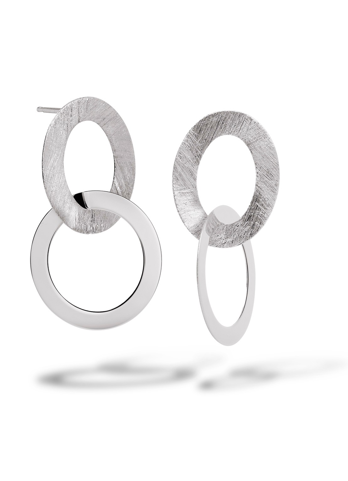 Casa Jewelry Lola Shiny S oorstekers van zilver  - voorkant zilver