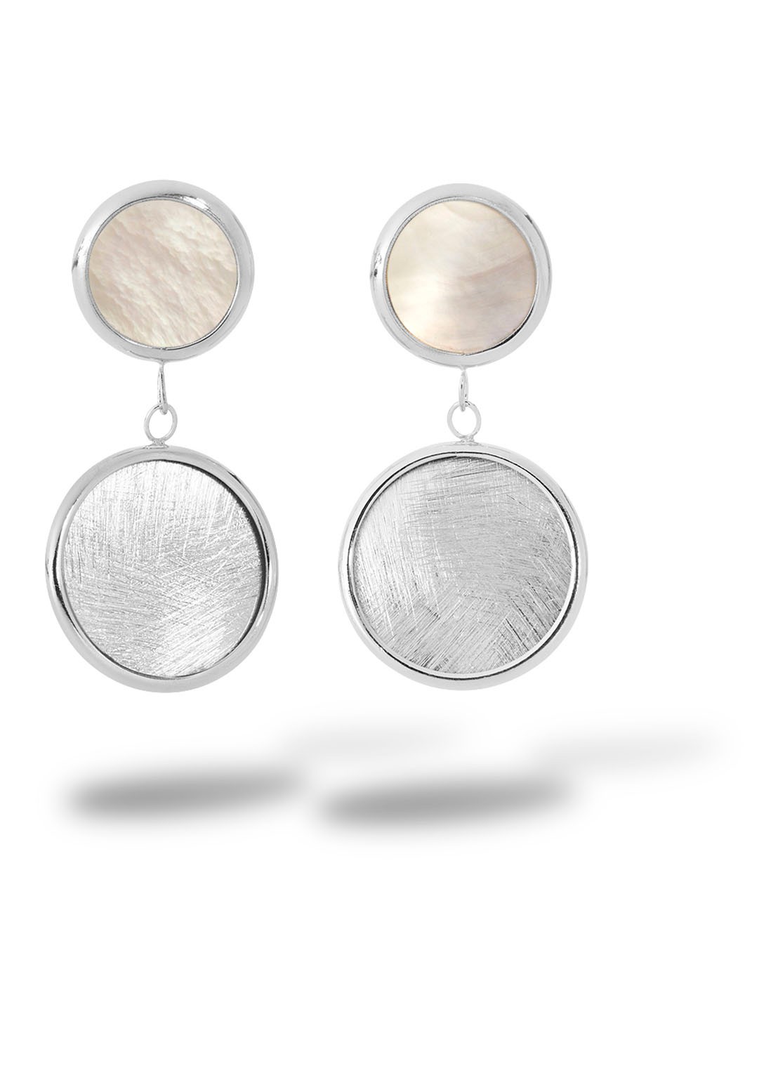 Casa Jewelry Minou oorstekers van zilver - voorkant zilver