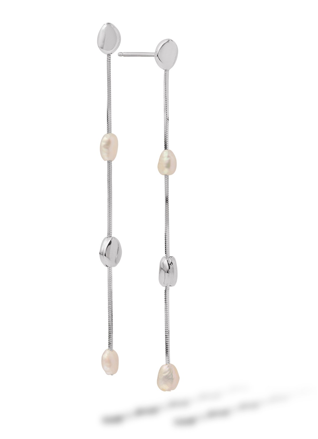 Casa Jewelry Pearly Pebbles oorstekers van zilver  - voorkant zilver