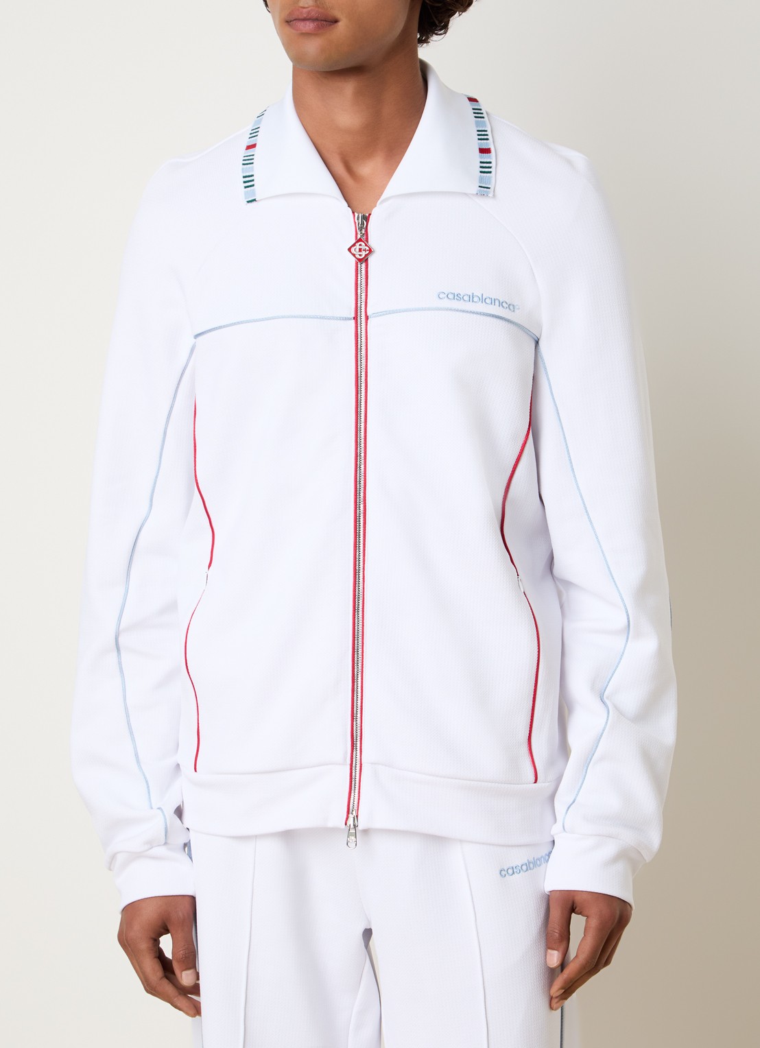 Casablanca Trackvest met ritszakken en logo - detail wit