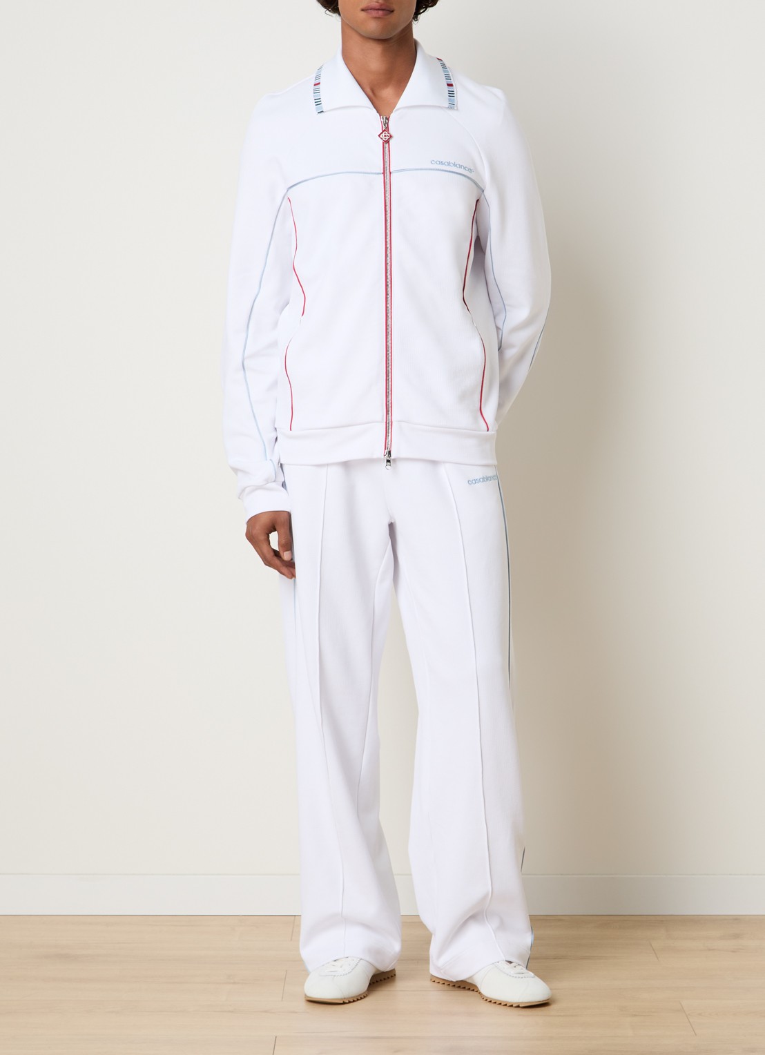 Casablanca Trackvest met ritszakken en logo - voorkant 5 wit
