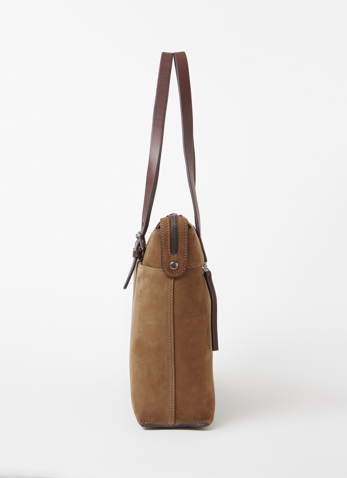Castelijn & Beerens Nubuck schoudertas met 15,6 inch laptopvak - detail 4 zand
