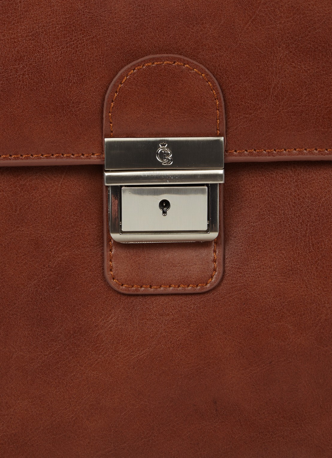 Castelijn & Beerens Realta businesstas van leer met 13.3 inch laptopvak - detail 3 cognac
