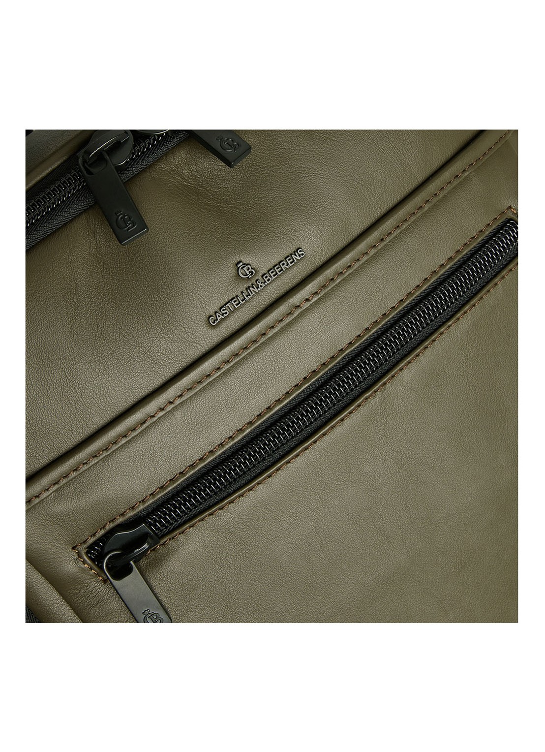Castelijn & Beerens Victor rugzak van leer met 15,6 inch laptopvak - detail 4 legergroen