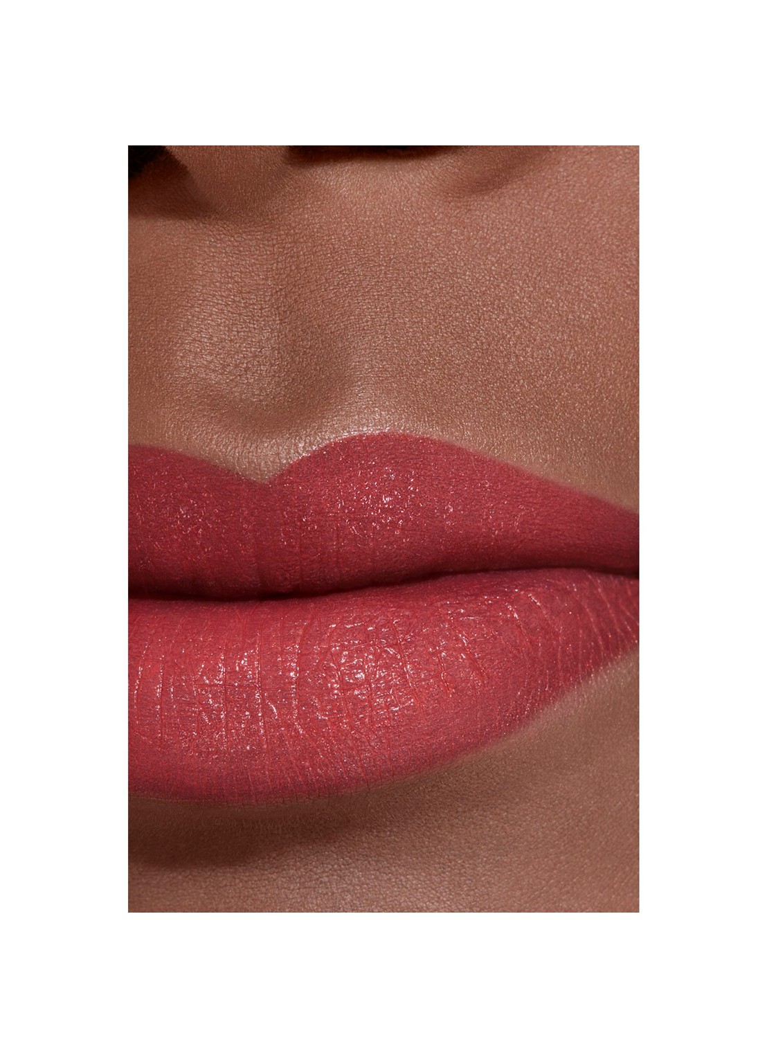 CHANEL BIJZONDER INTENSE LIPPENSTIFT. EXTRACT VAN LICHT EN VERZORGING. NAVULBAAR - detail 6 818 rose indépendant 