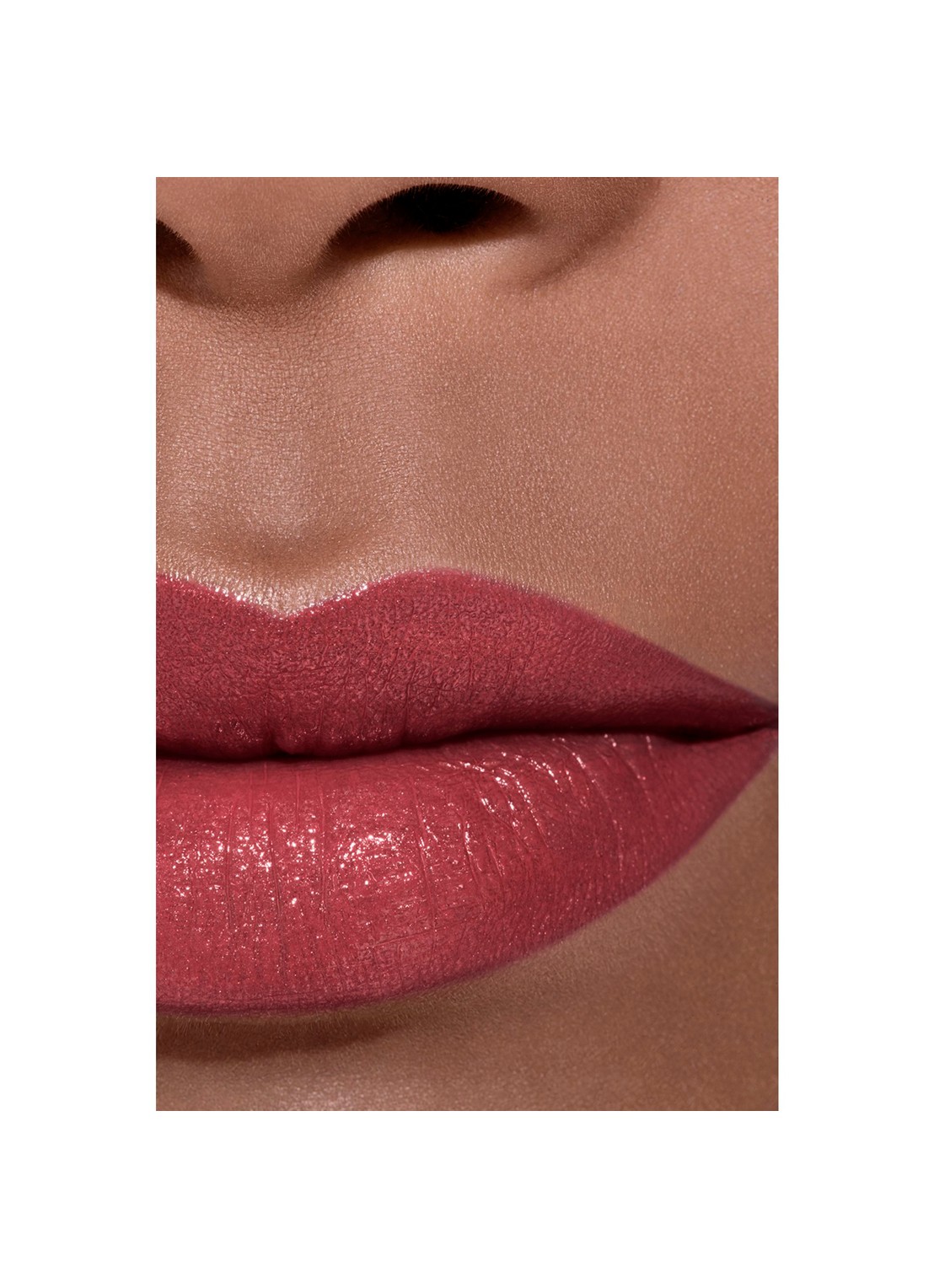 CHANEL DE LANGHOUDENDE HYDRATERENDE EN GLADSTRIJKENDE VERZORGENDE LIPPENSTIFT MET SATIJNGLANS - detail 4 124 marie