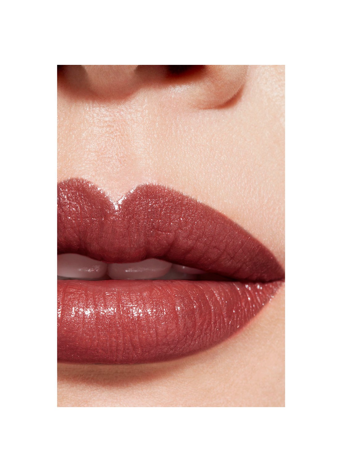 CHANEL DE LANGHOUDENDE HYDRATERENDE EN GLADSTRIJKENDE VERZORGENDE LIPPENSTIFT MET SATIJNGLANS - detail 2 113 rosehall