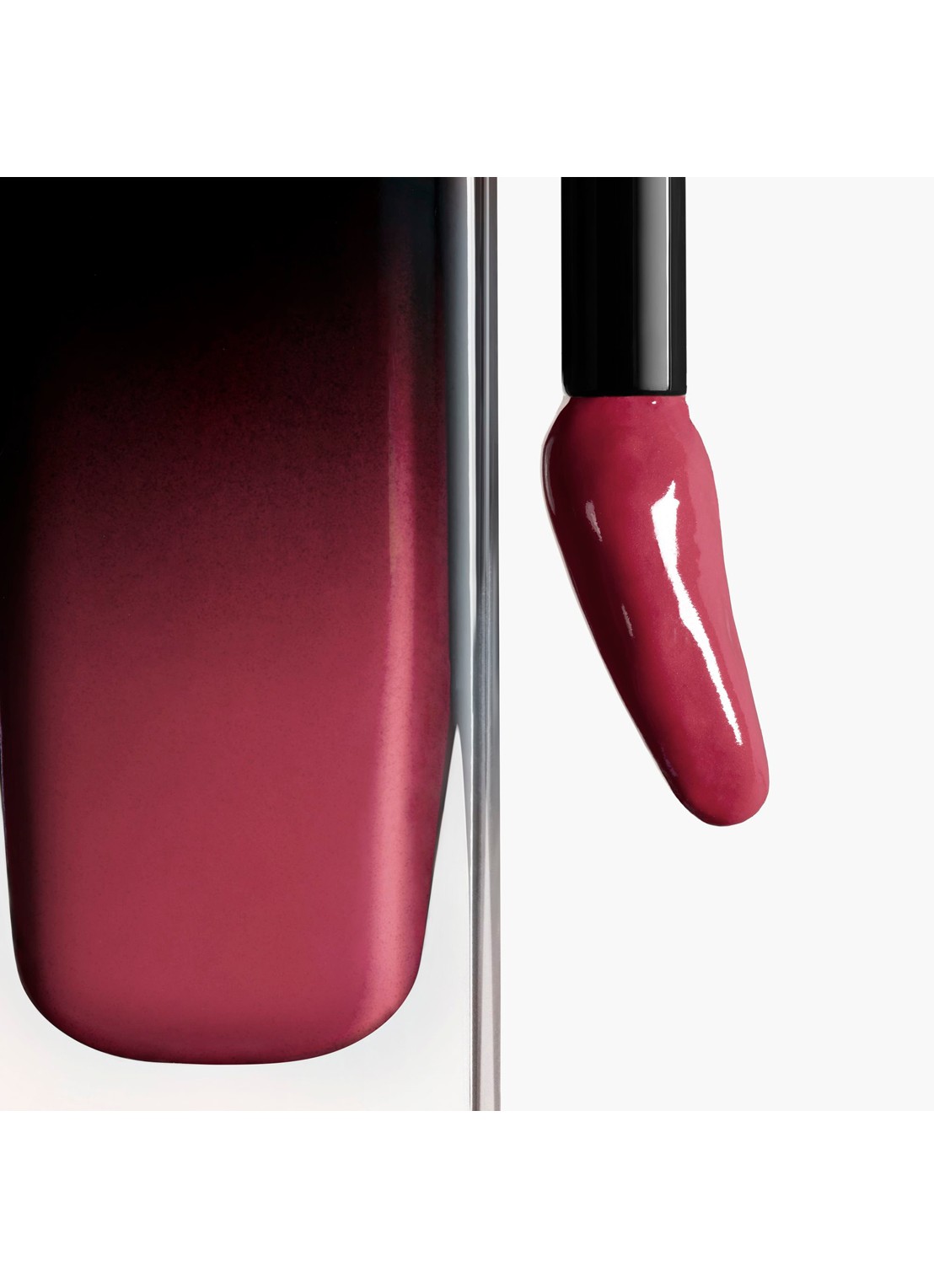 CHANEL DE UITERST LANGHOUDENDE GLANZENDE VLOEIBARE LIPPENSTIFT - achterkant 2 66 permanent 